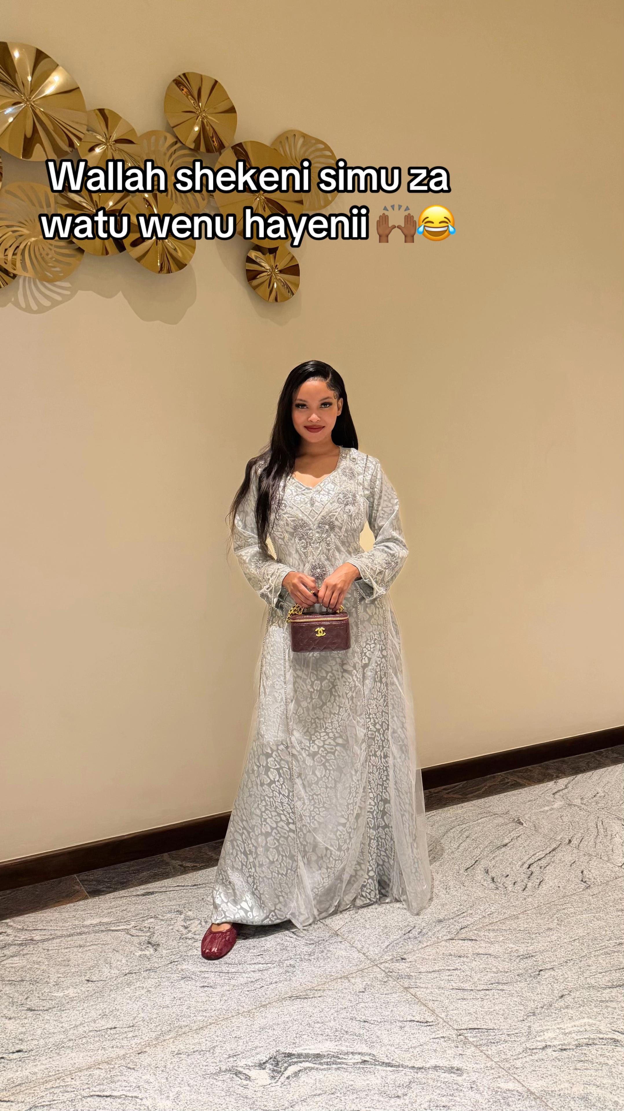 @𝐙 𝐔 𝐑 𝐈