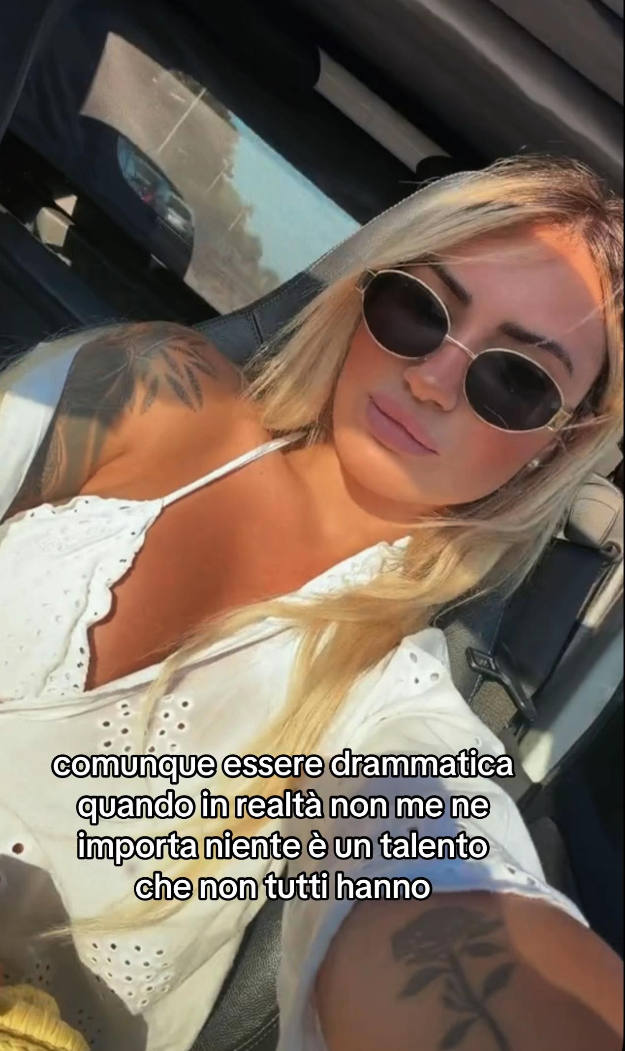 @𝑨𝒏𝒏𝒂𝒓𝒆́🖤