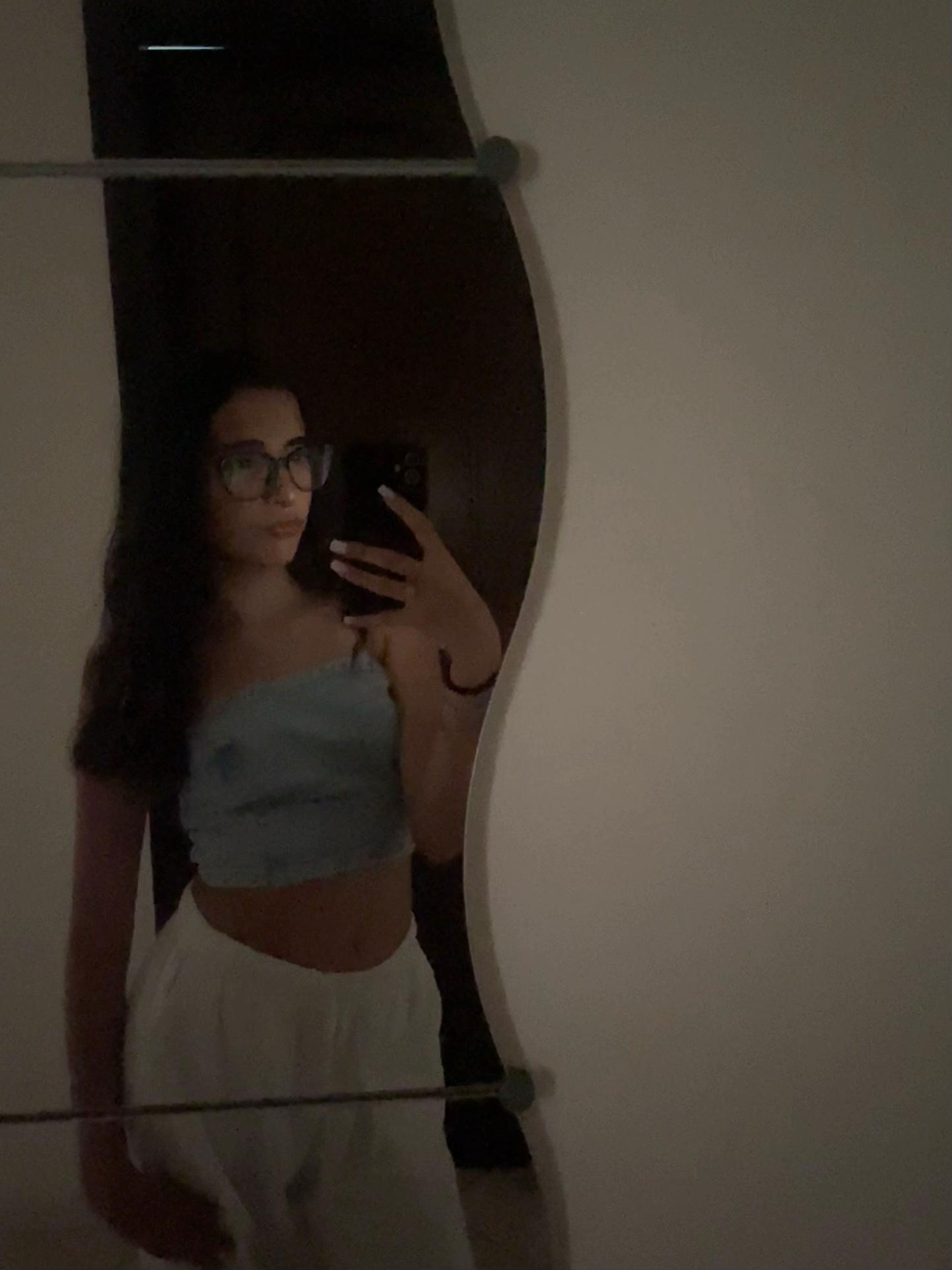 @𝗖𝗕🌟
