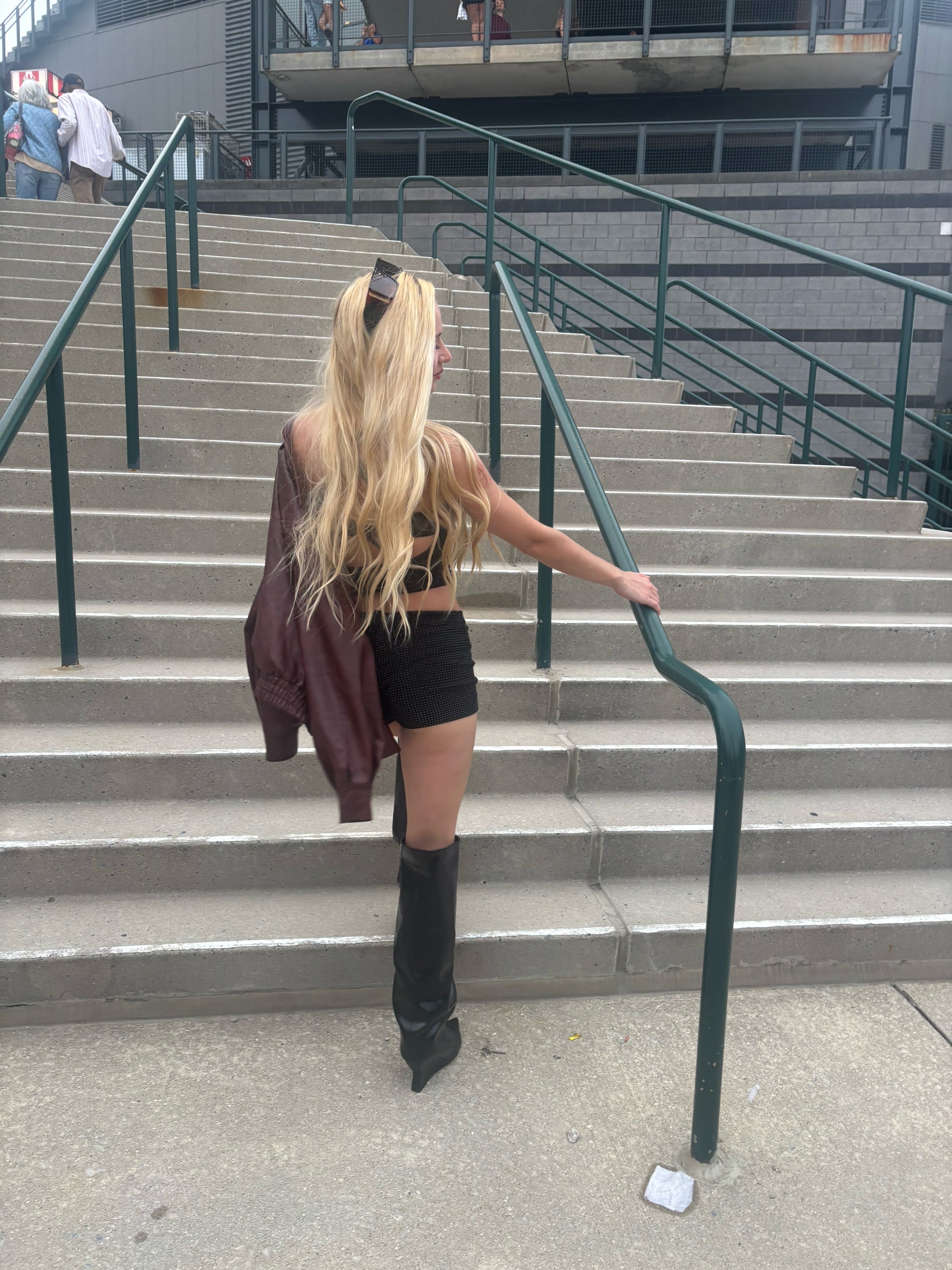 @theyluv._hailey2