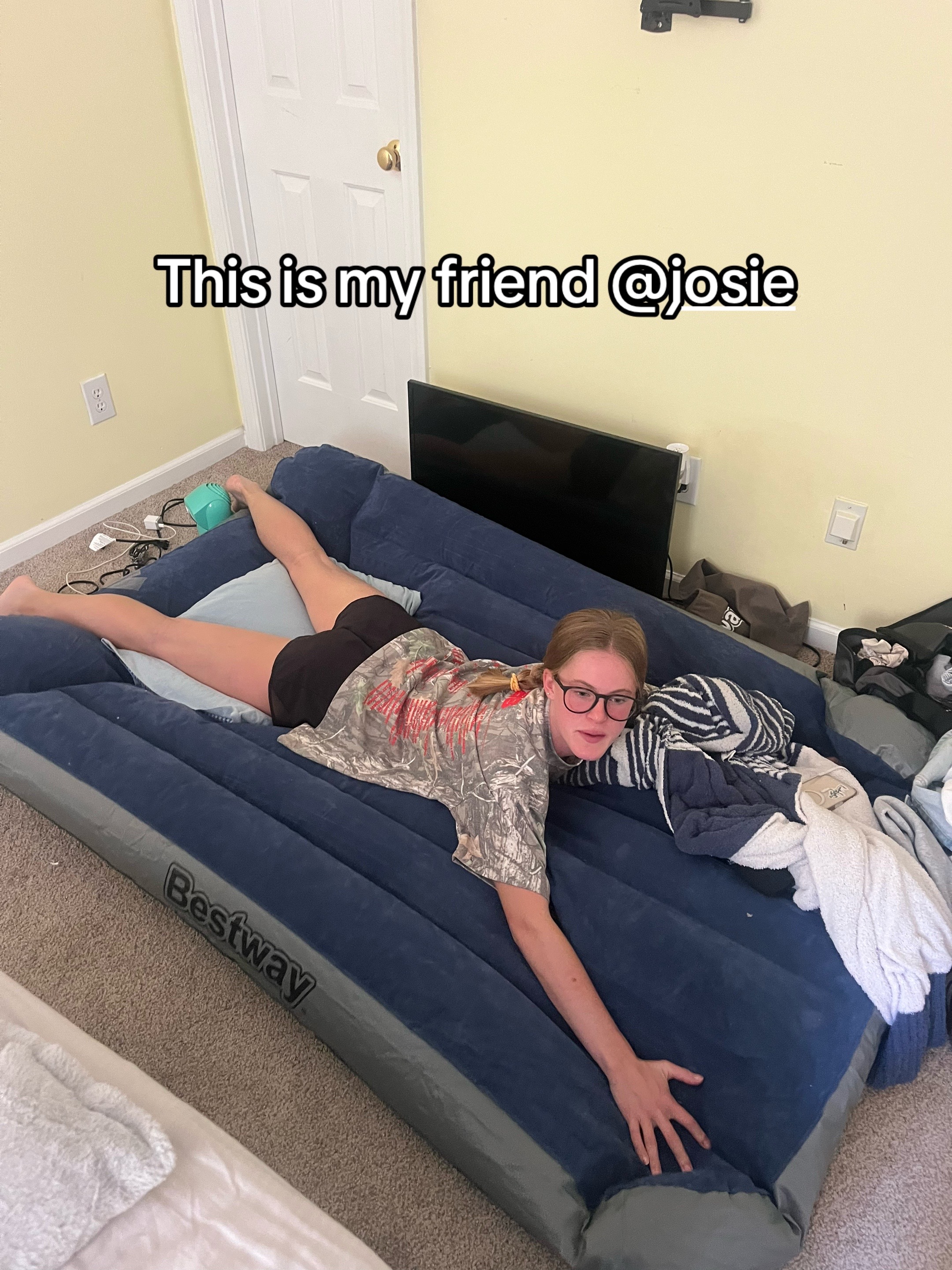 @JuliaMayer