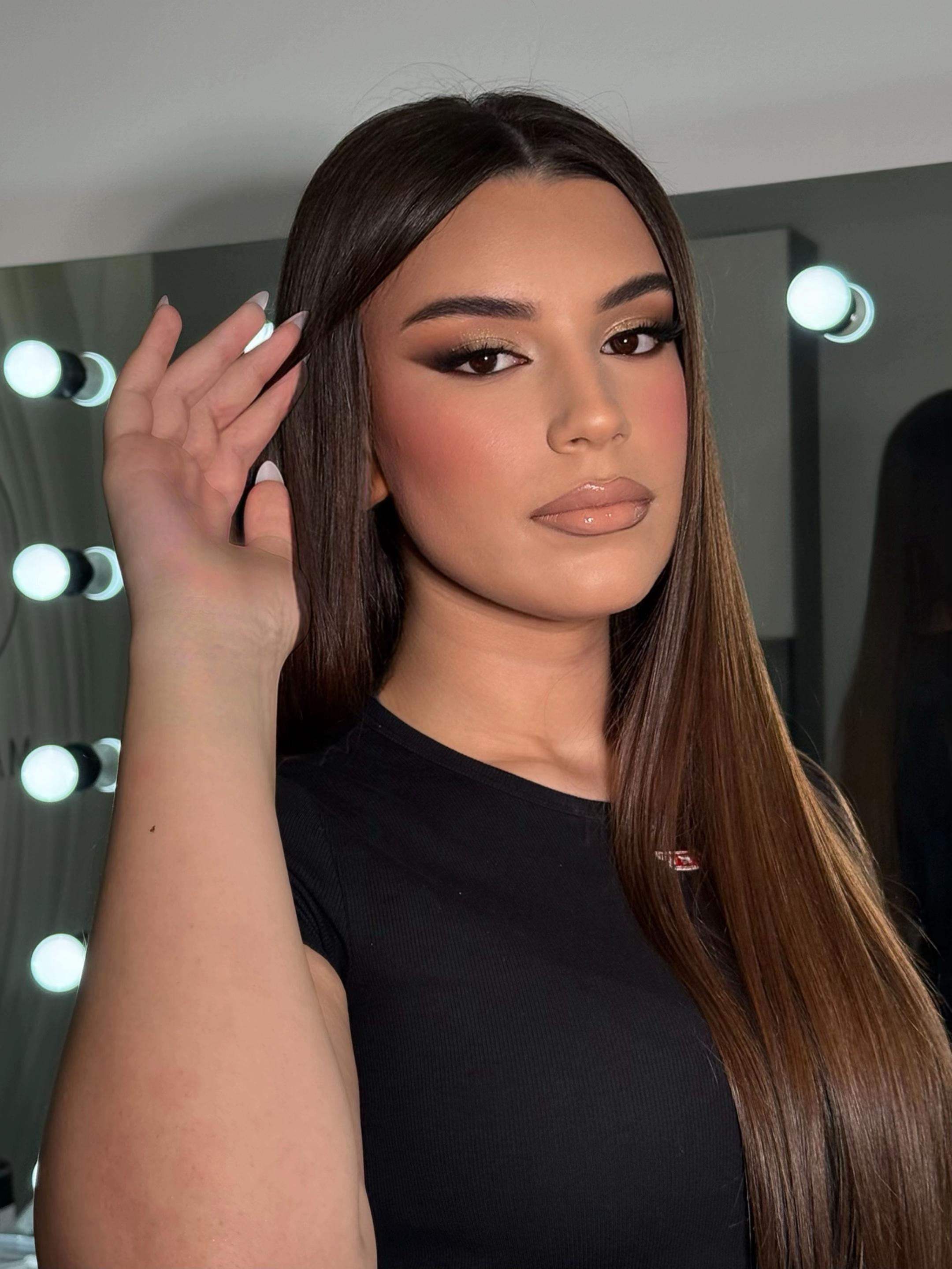 @Makeupby_stelin
