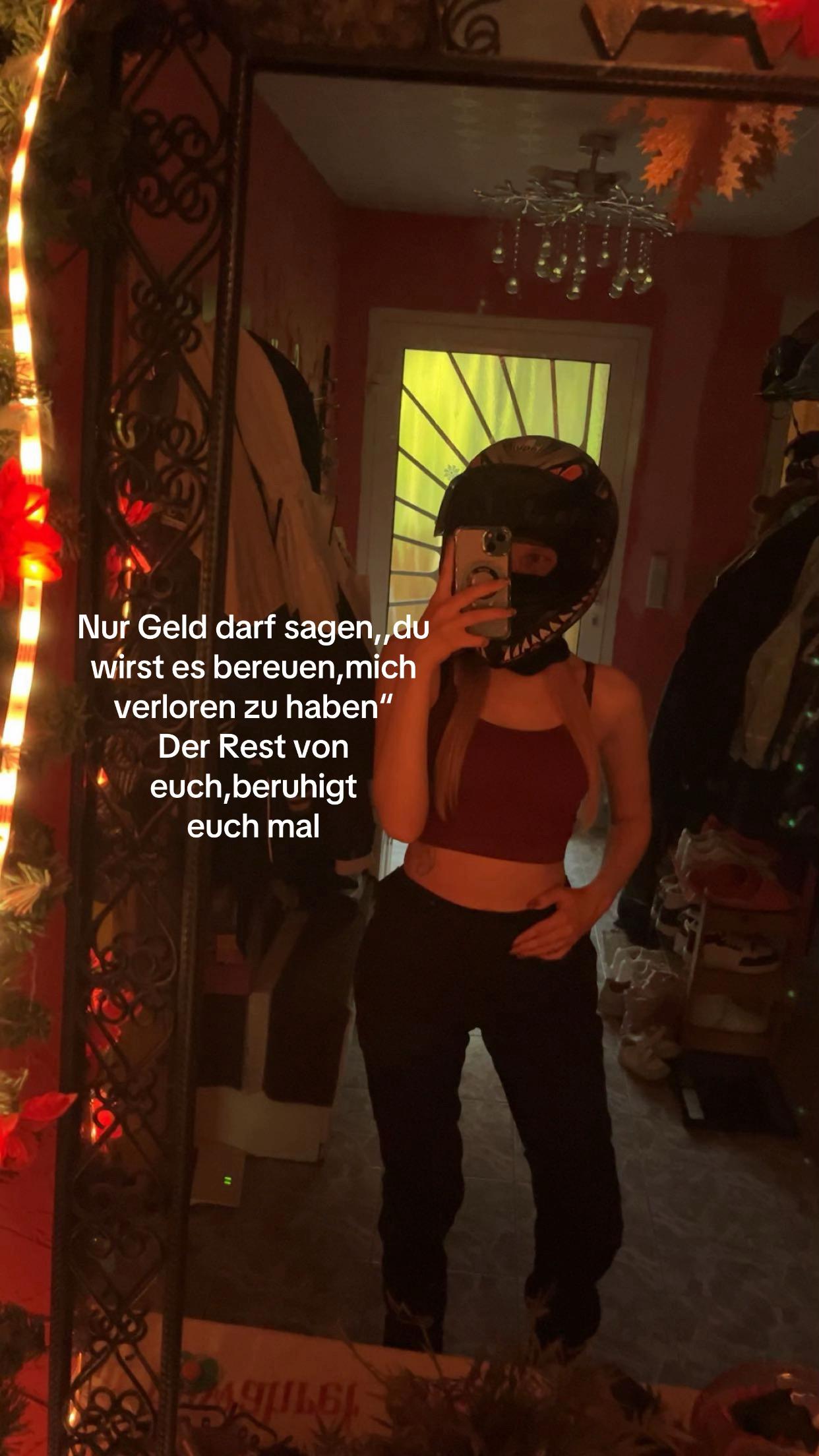 @😈👑𝐁𝐈𝐊E 𝐐𝐔𝐄𝐄𝐍👑😈