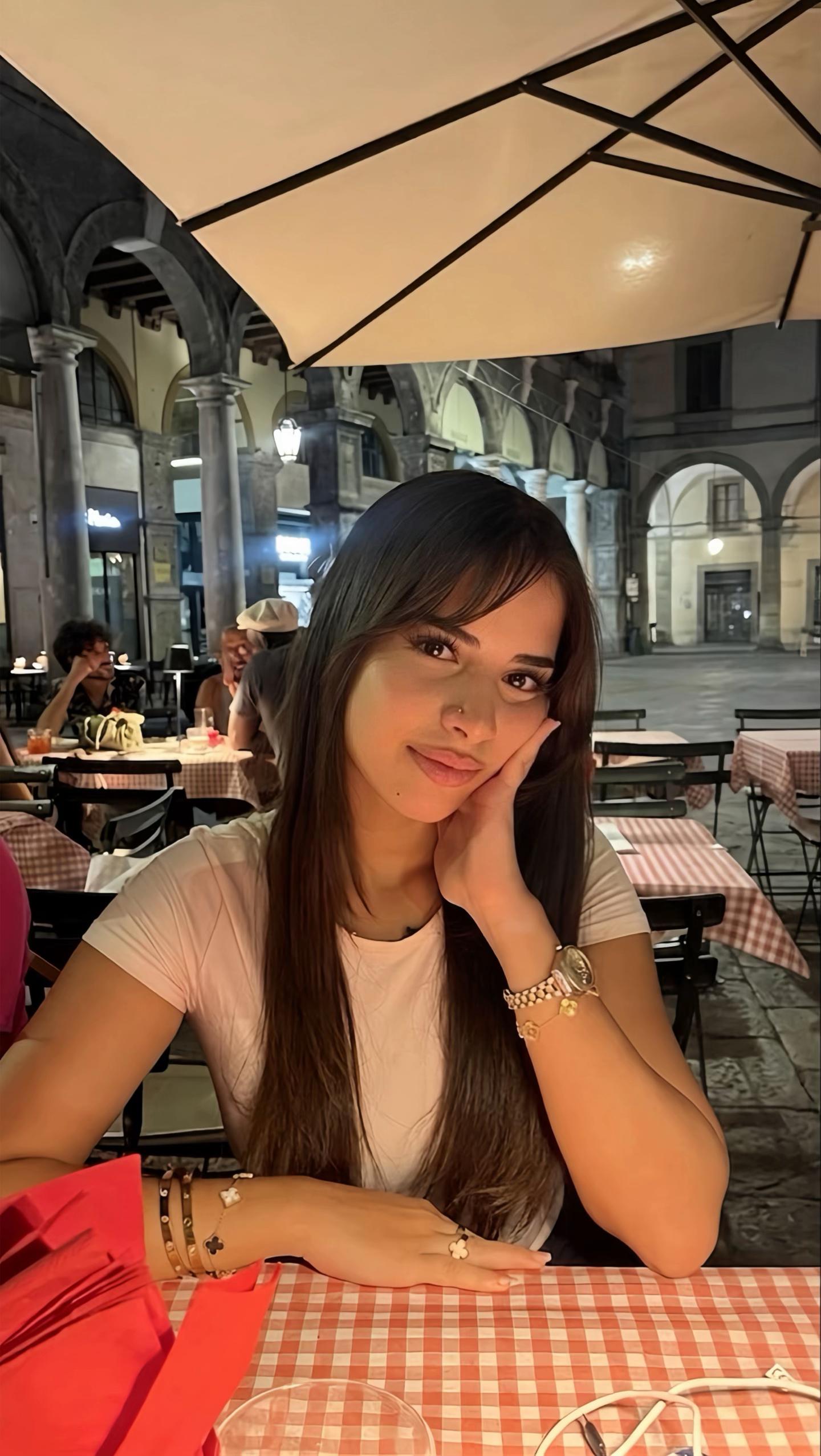 @𝓂𝒶𝓇𝒾ℯ_𝓂