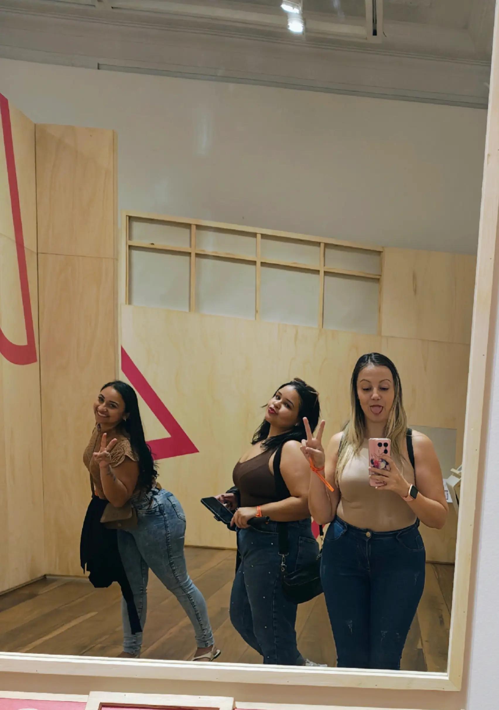 @Juliana Marques G