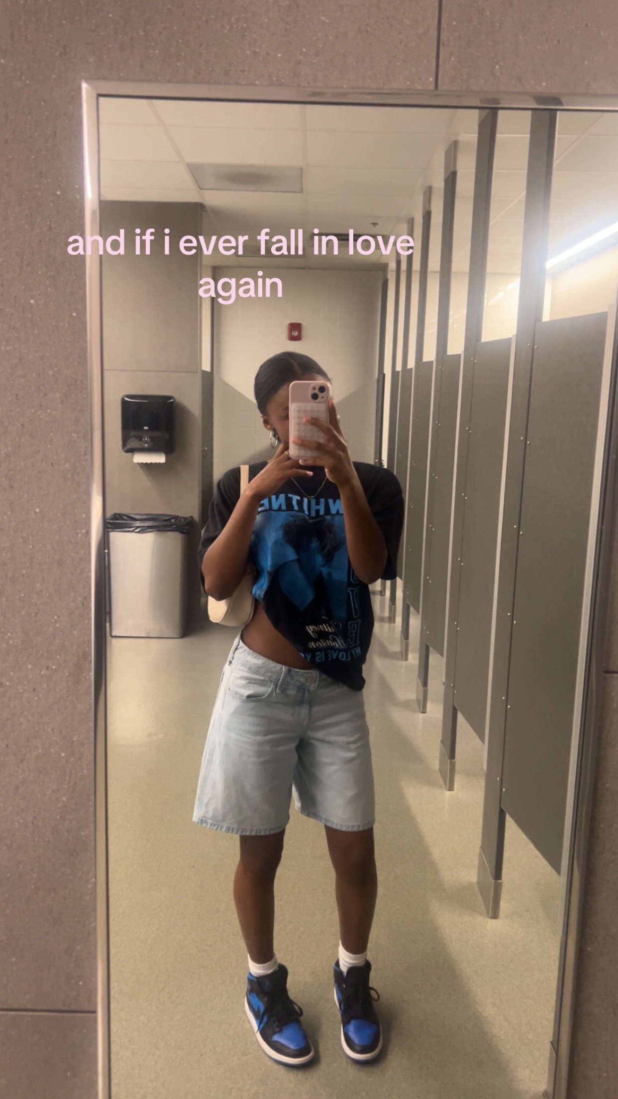 @👑