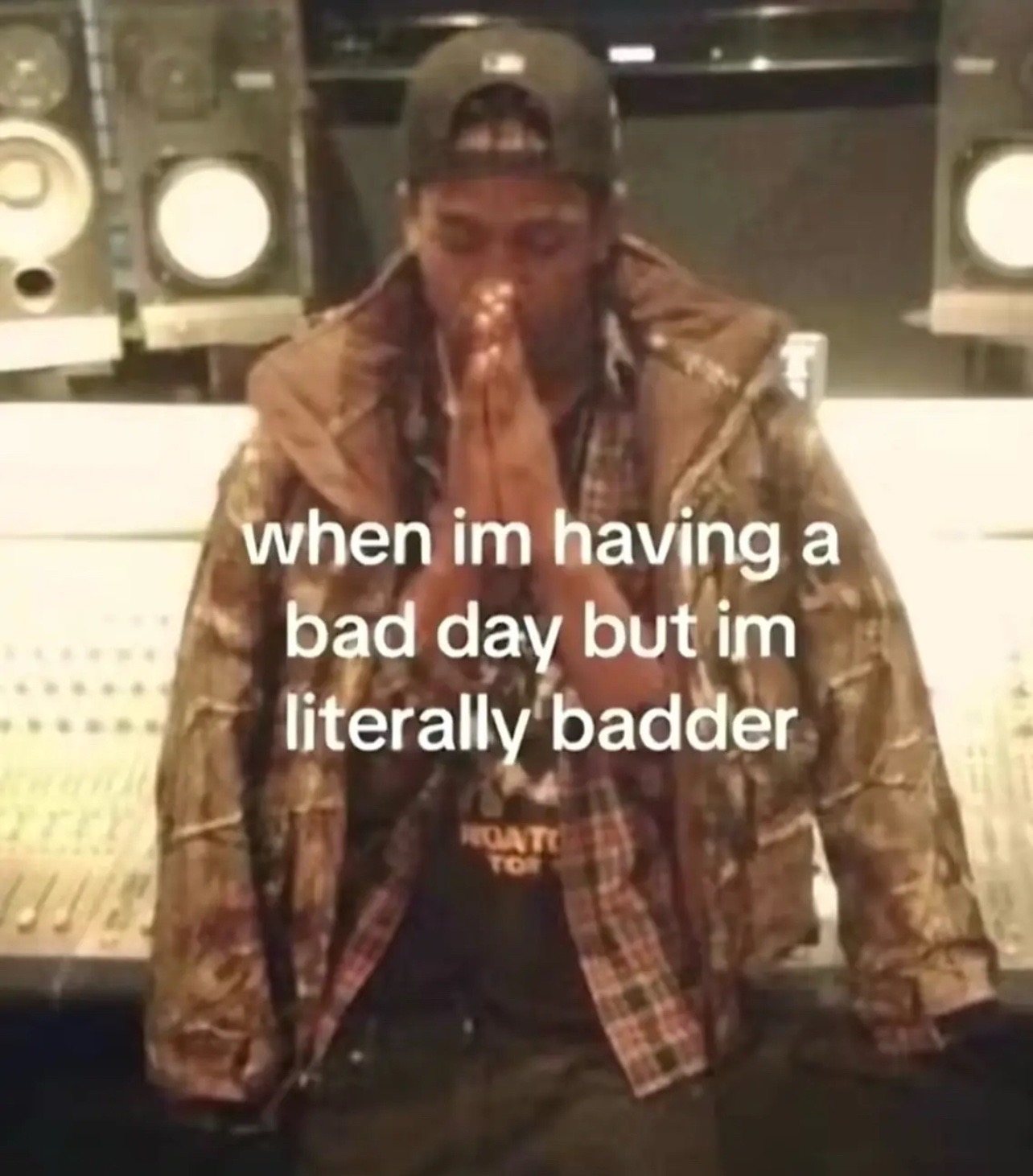 @Kj