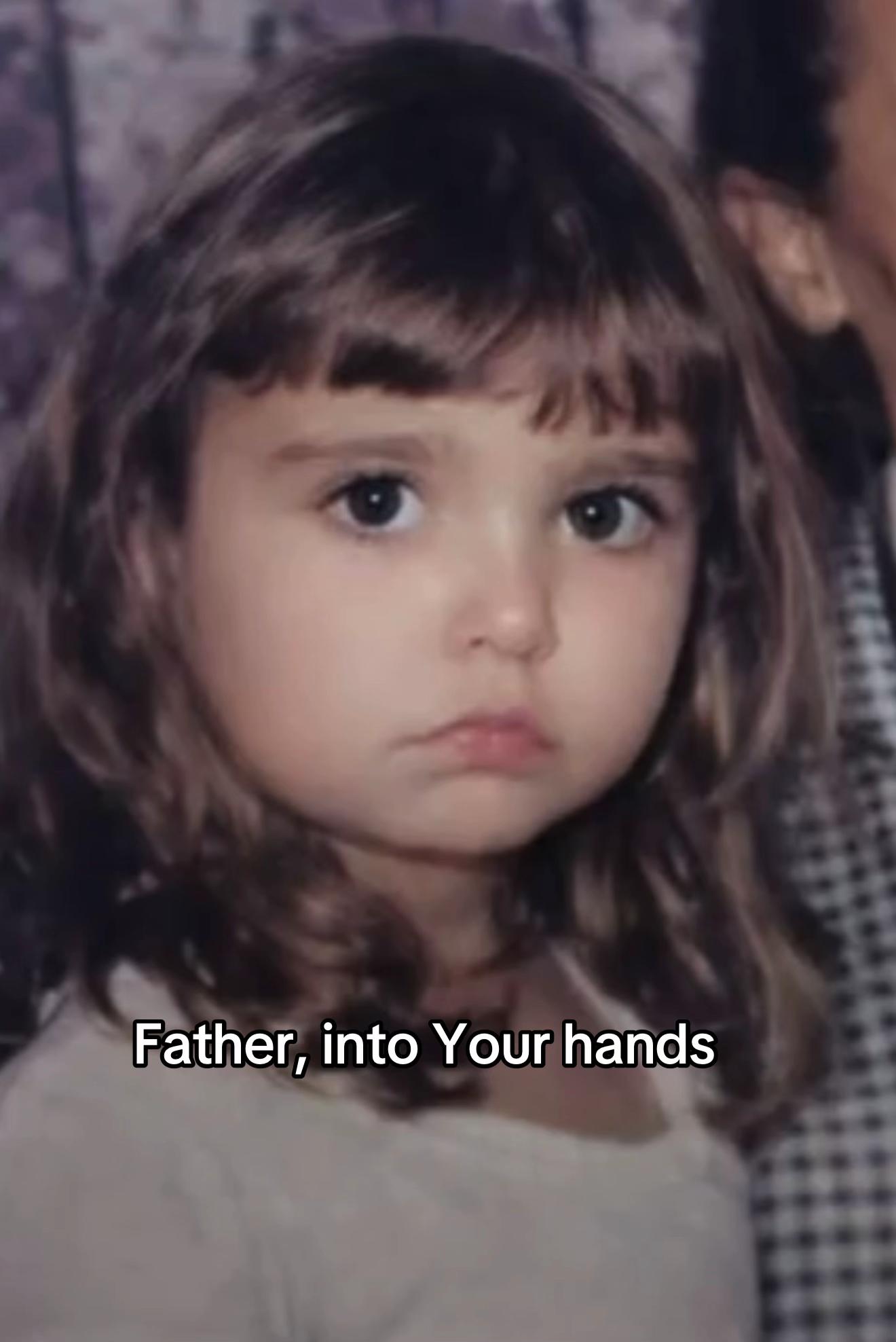 @Gabriela Lindner