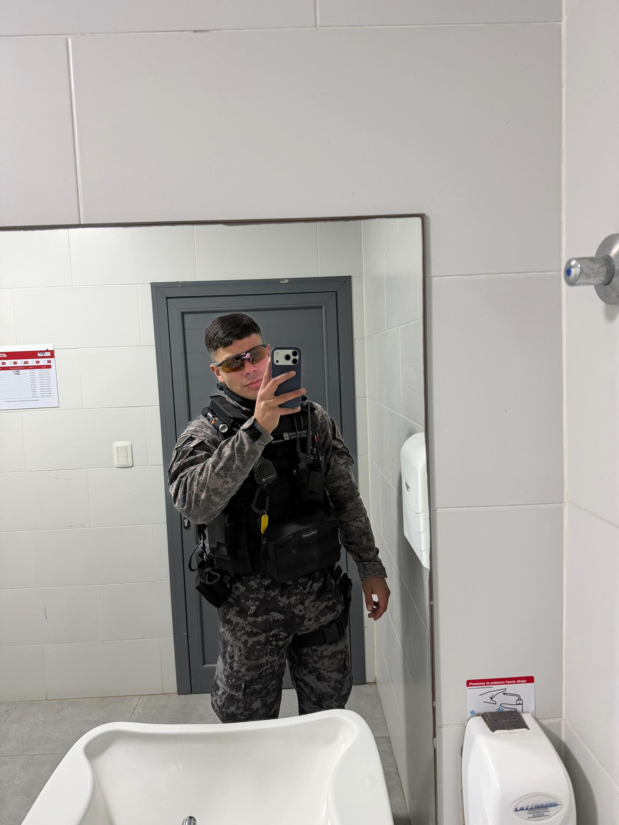 @Elian 🦂