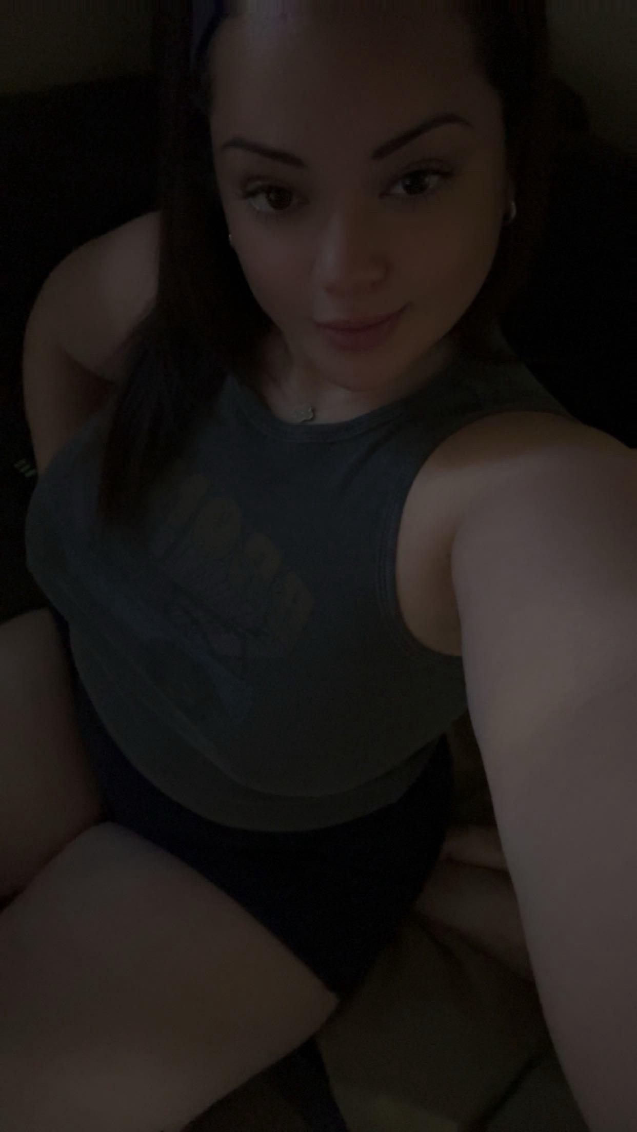 @anissa224123