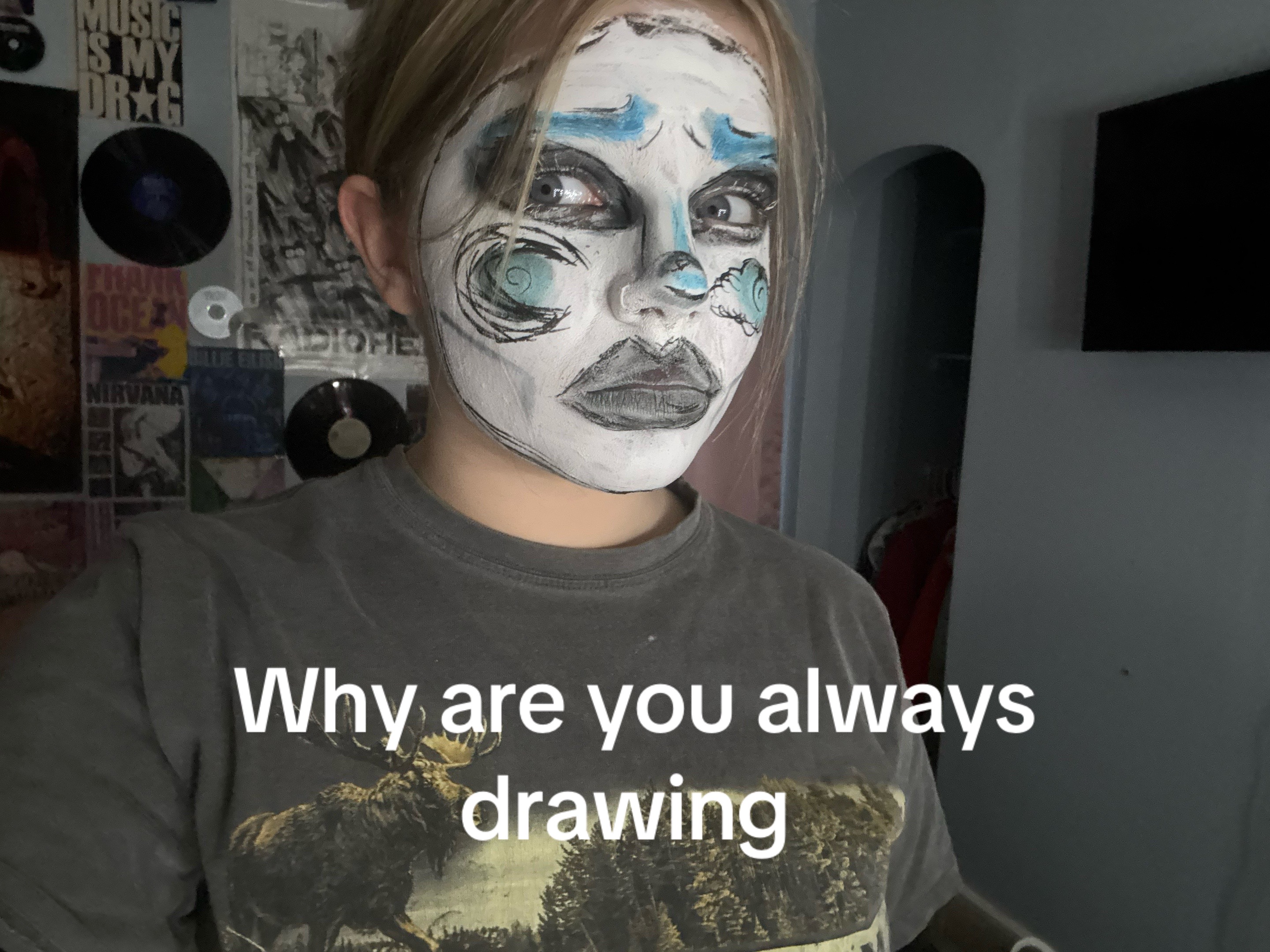 @.•.⍲⍻⍲.•.