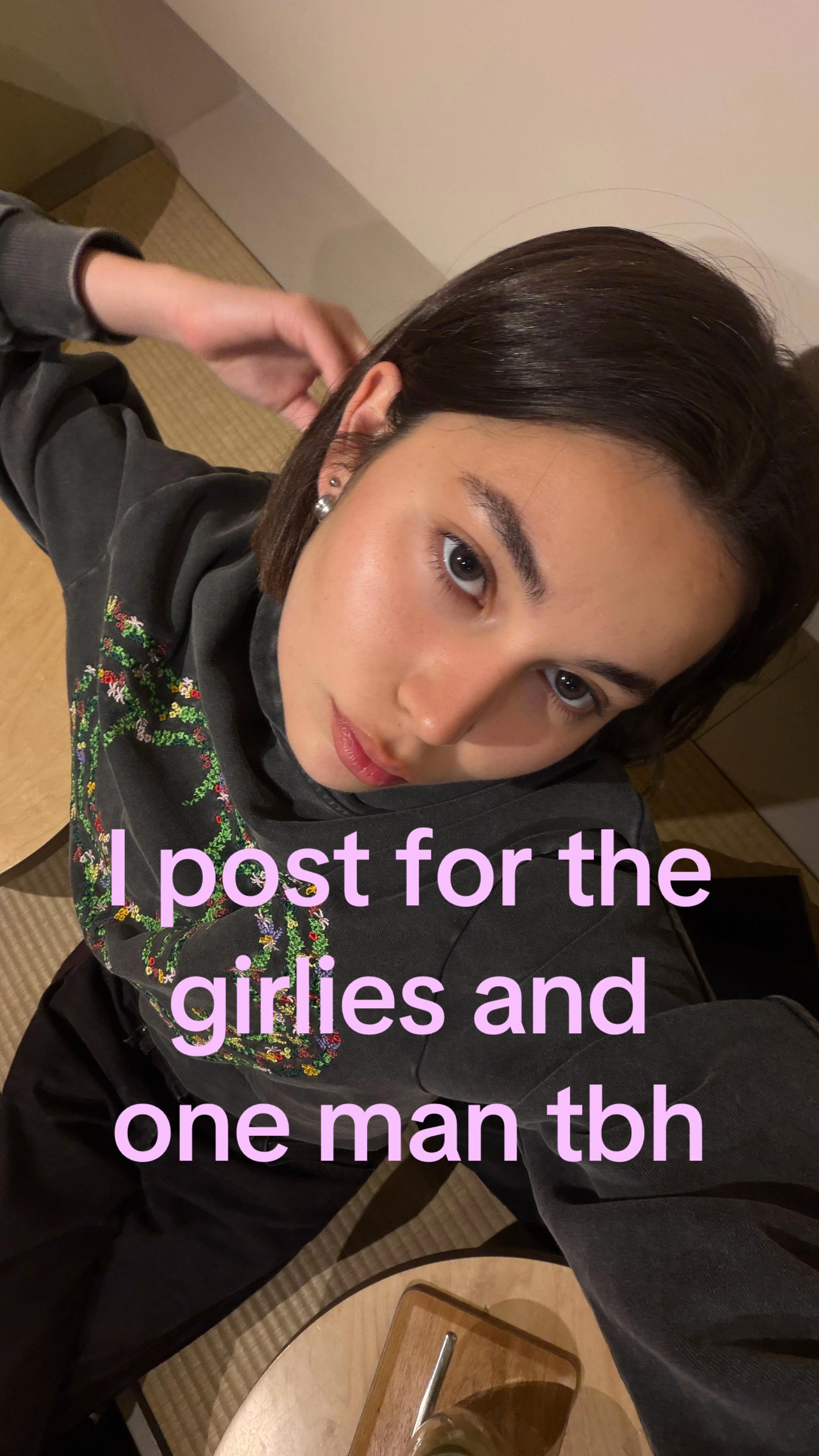 @Adelina Khan