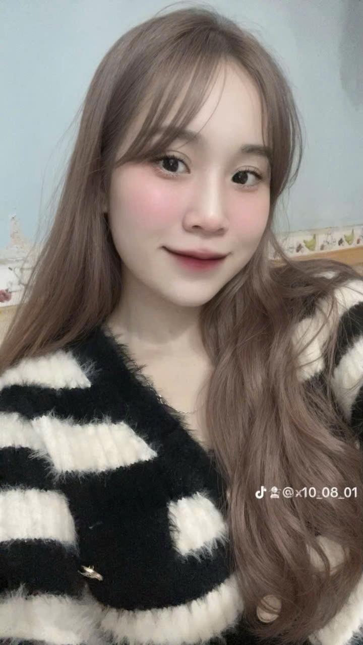 @Xuyến L&ecirc;  💄🍀