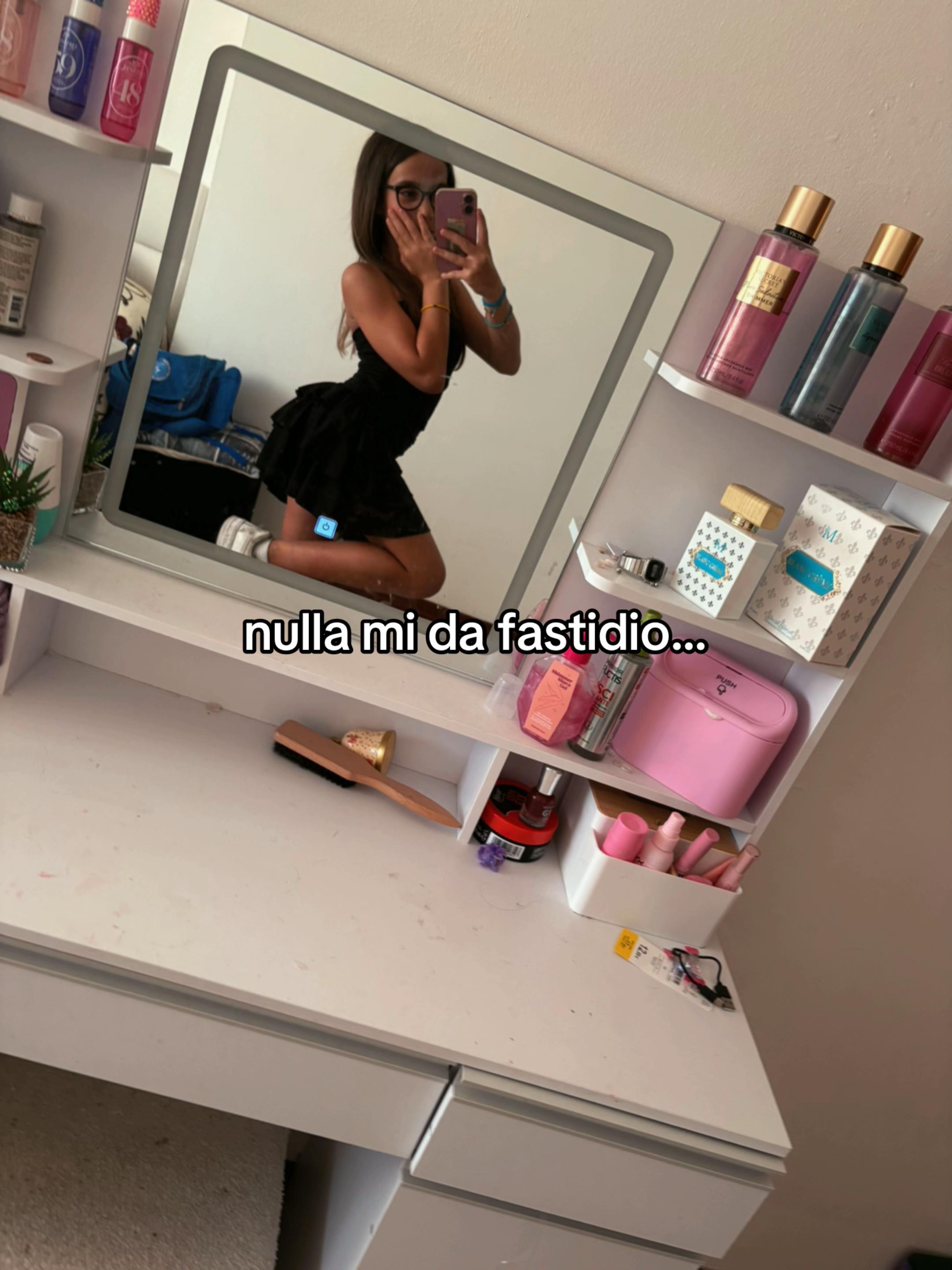 @𝟏𝟕