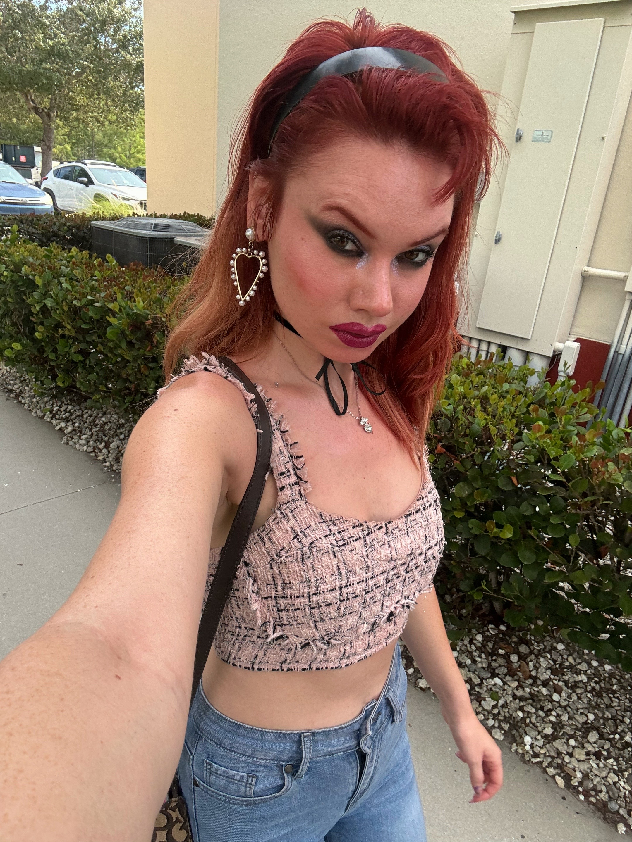 @Leah the Makeup Freak🖤🤘🏻🕸️