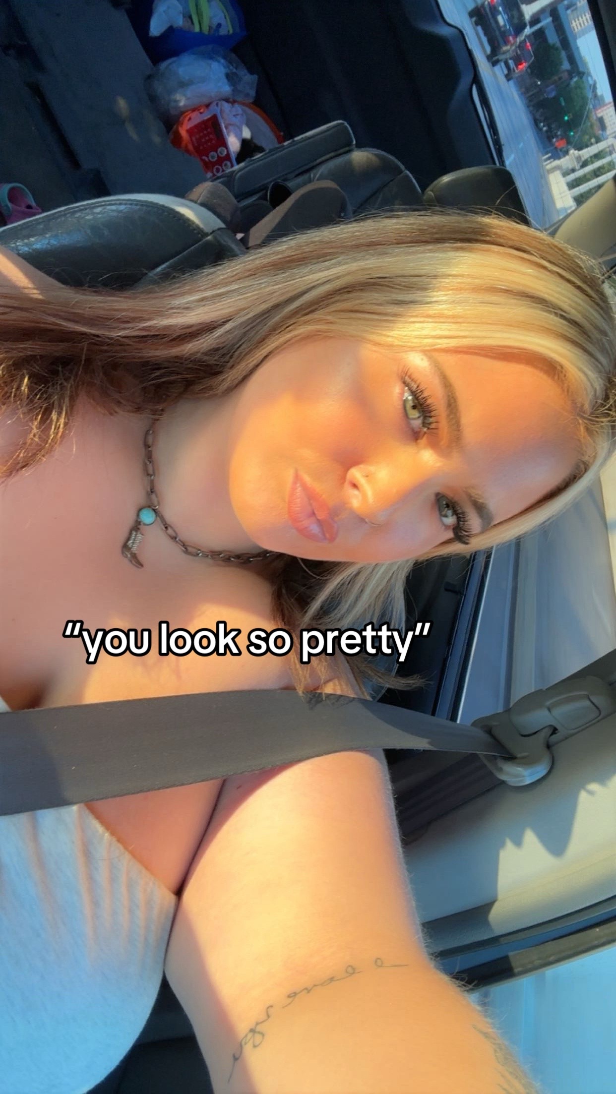 @Zo&euml;