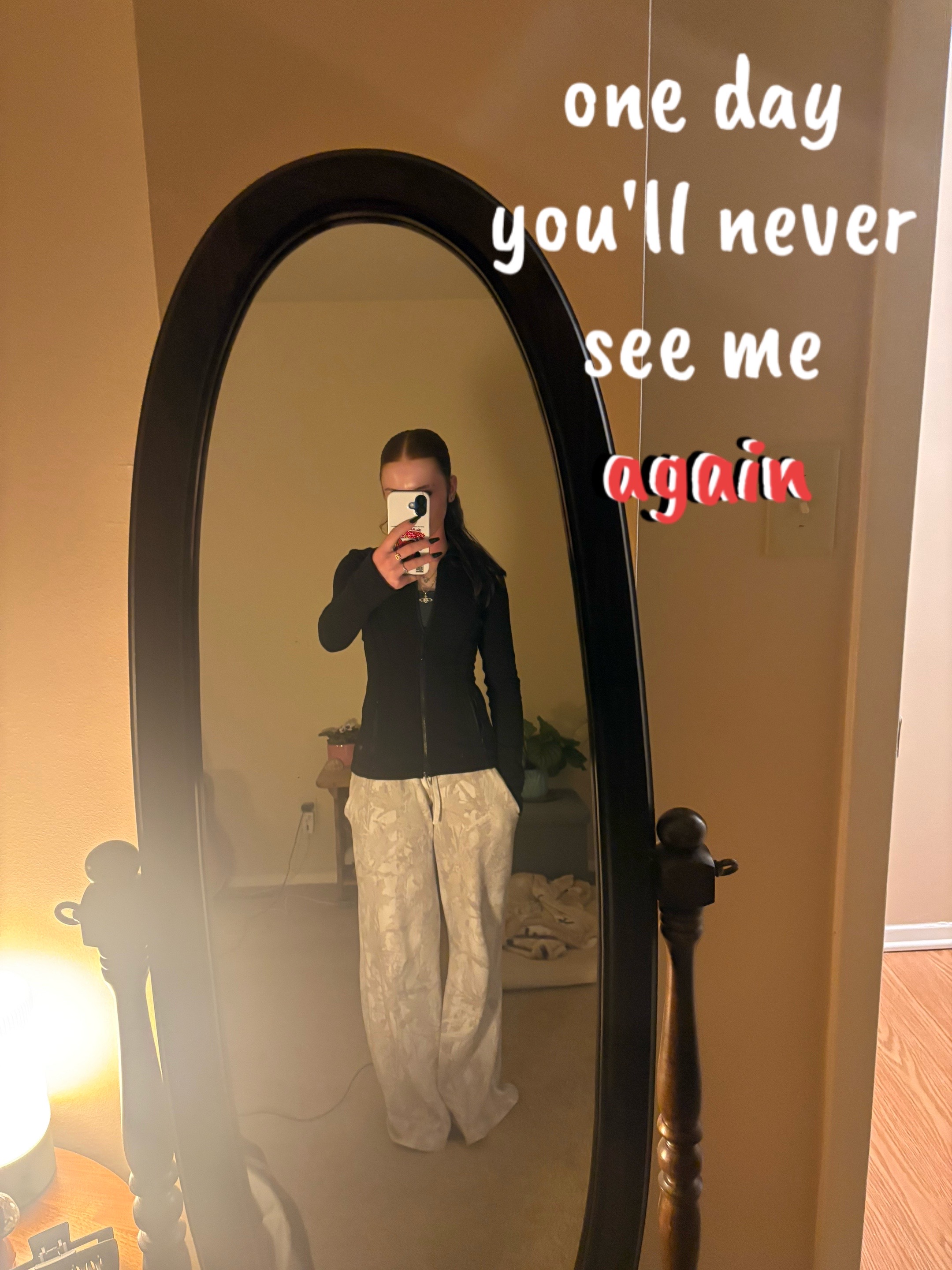 @⃟
