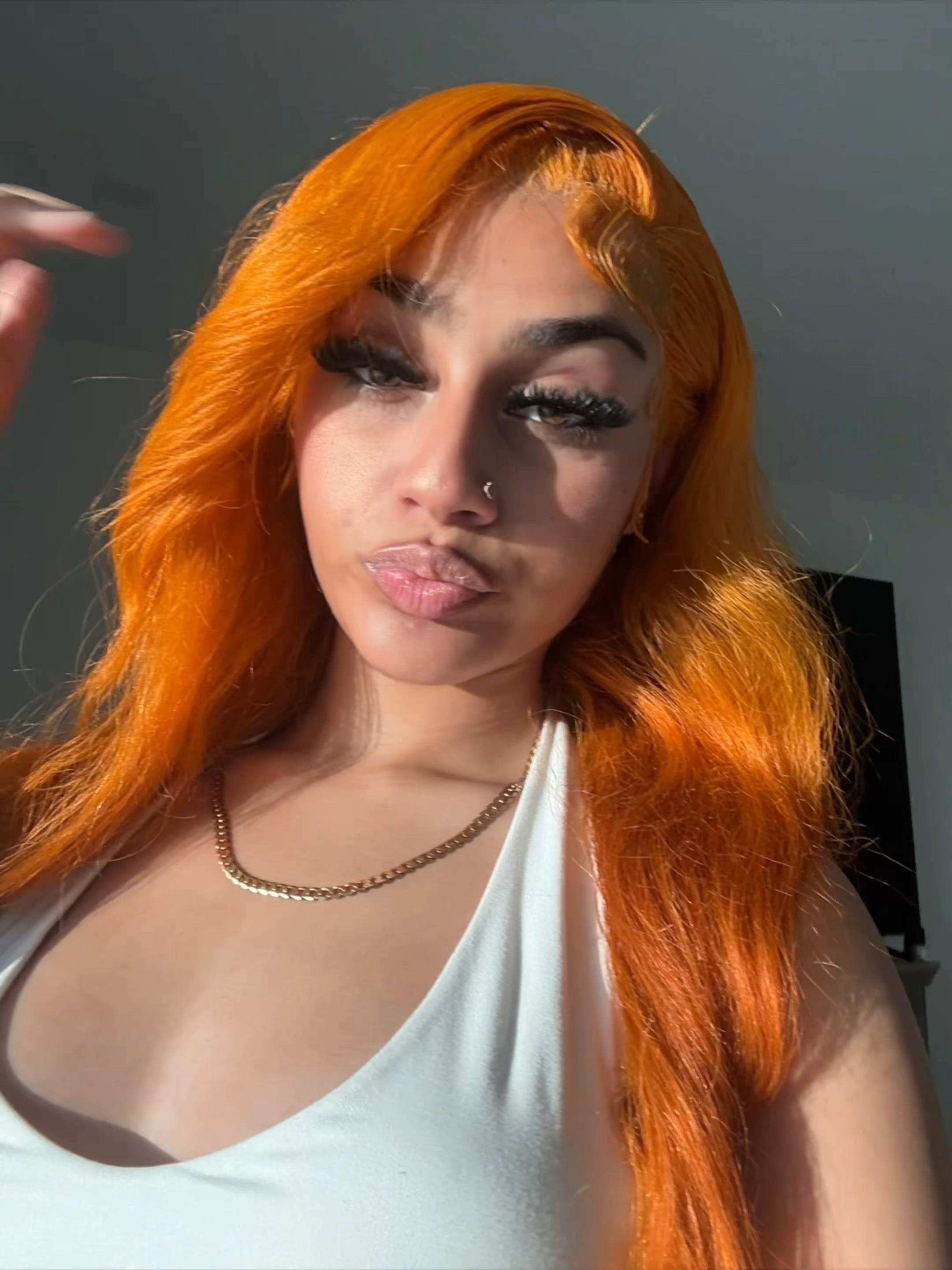 @👩🏽&zwj;🦰