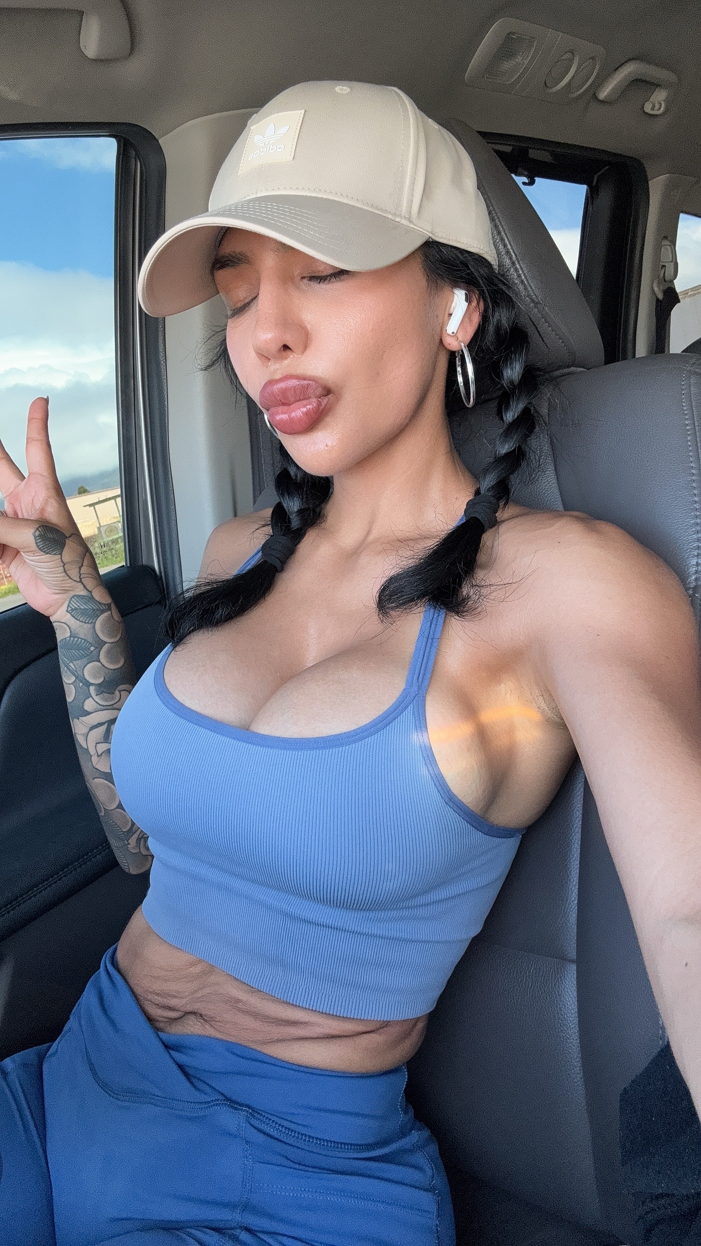 @Alexxys