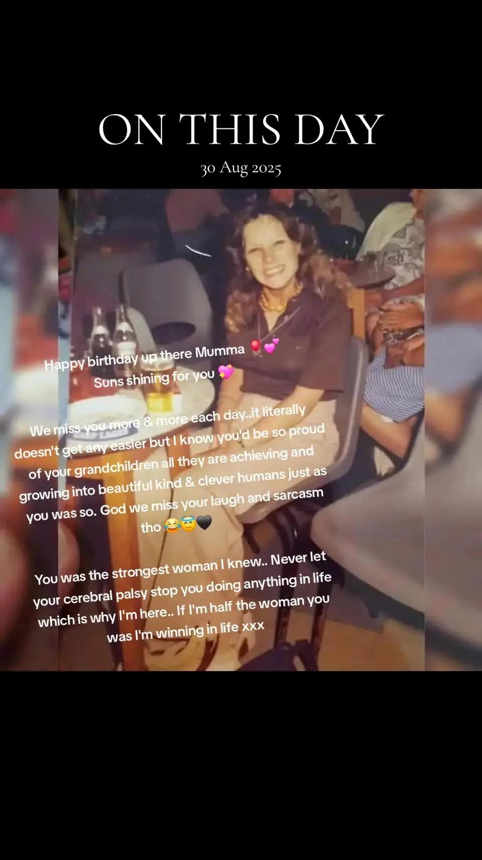 @𝔅𝔞𝔟𝔶𝔊𝔦𝔯𝔩𝔊𝔬𝔱𝔥𝔦𝔠𝔠