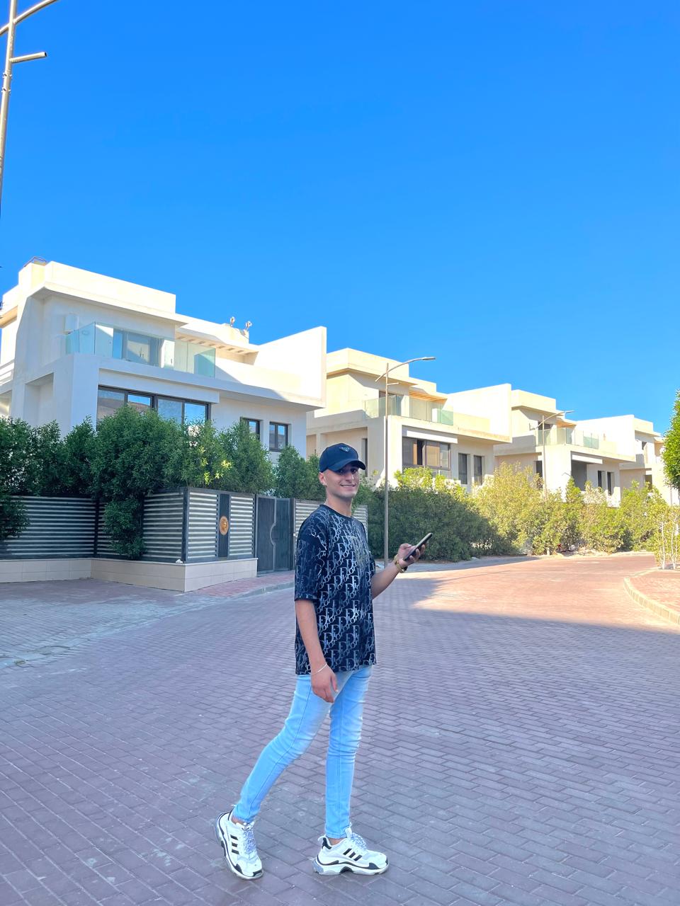 @ايـــE Y A Dـــاد 🦅💯