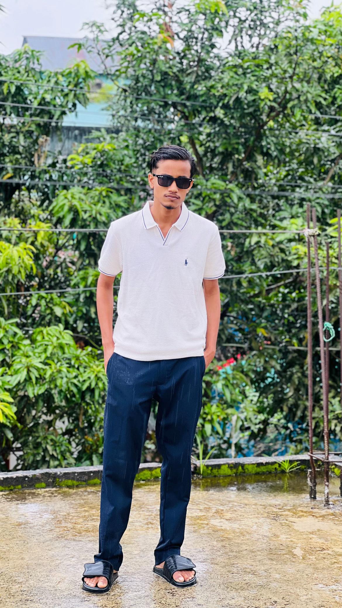 @RaTuL AhAmEd🥂