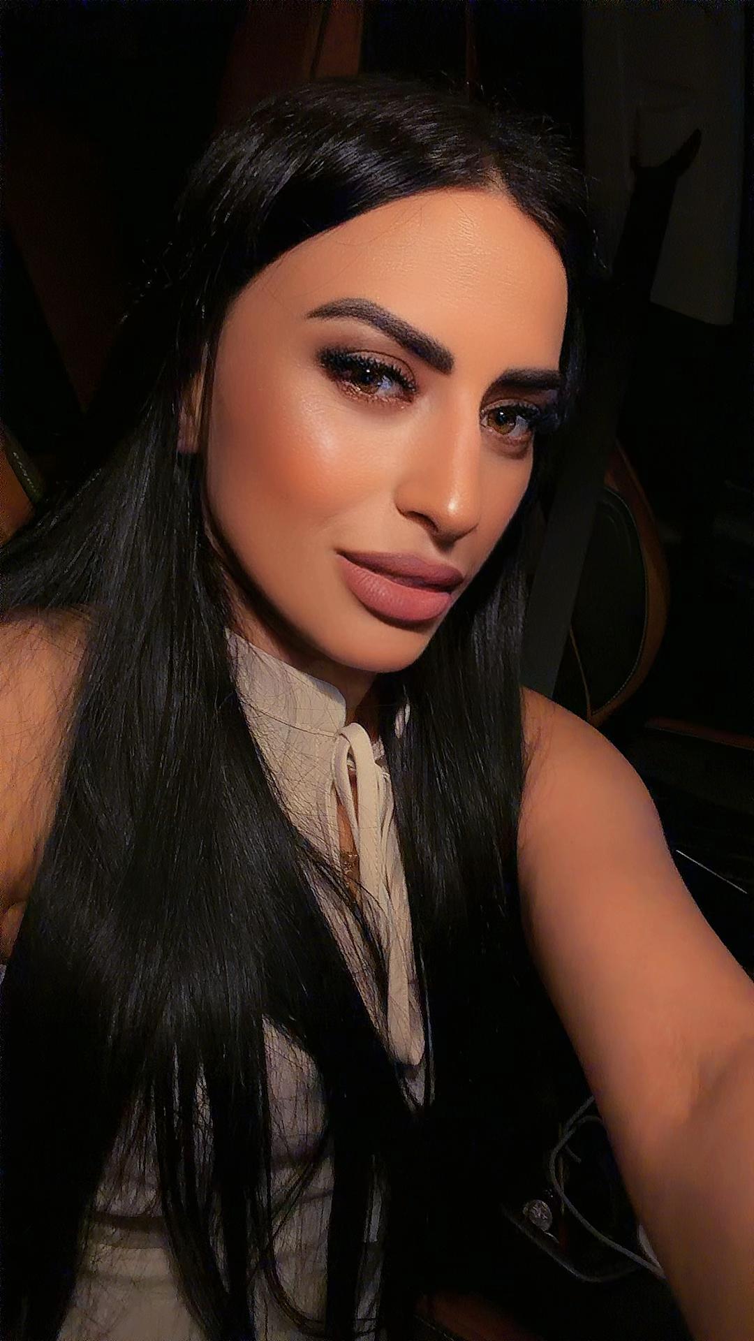@shumaxer570