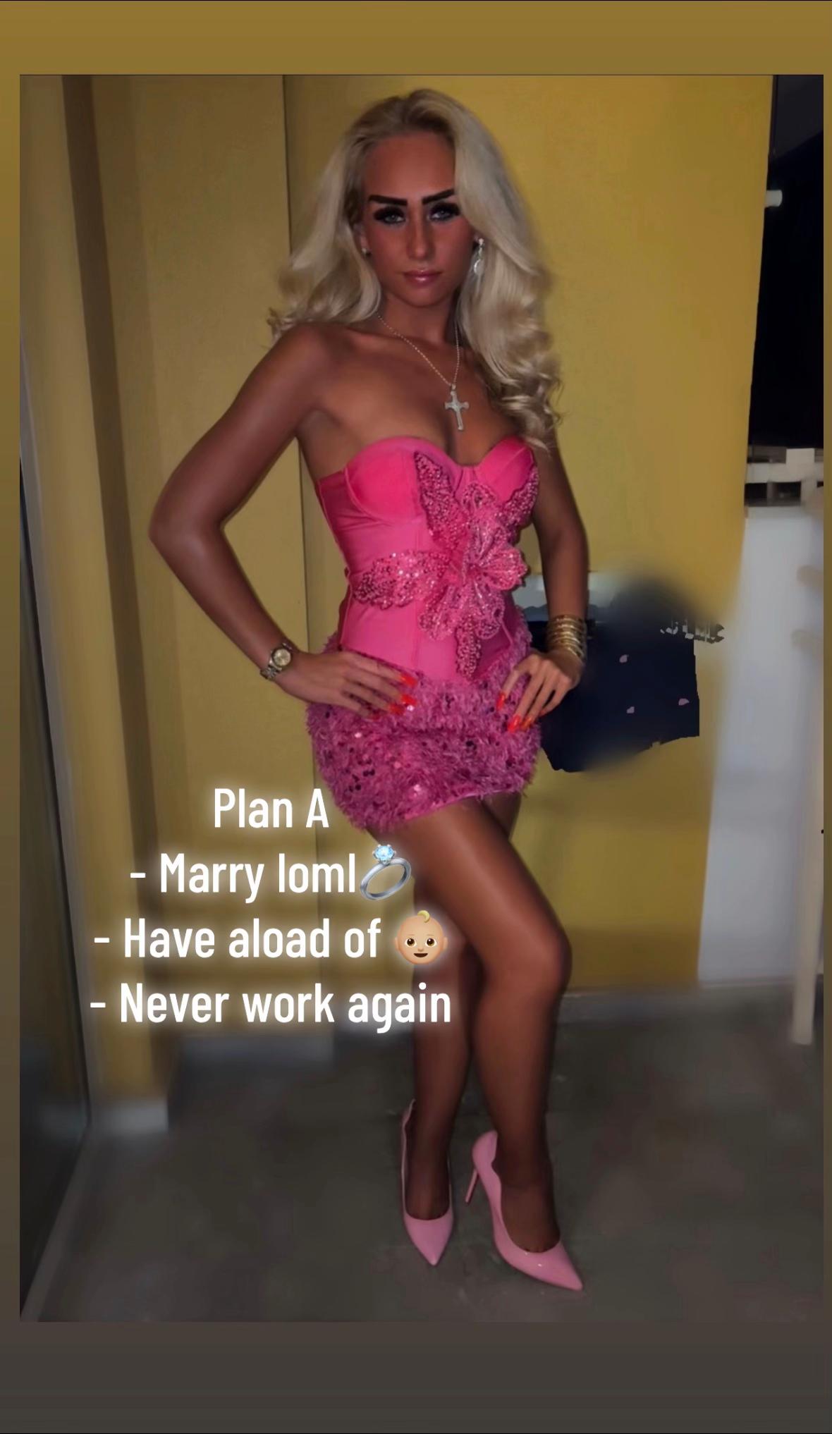 @holly Charlotte✌🏾👸🏼