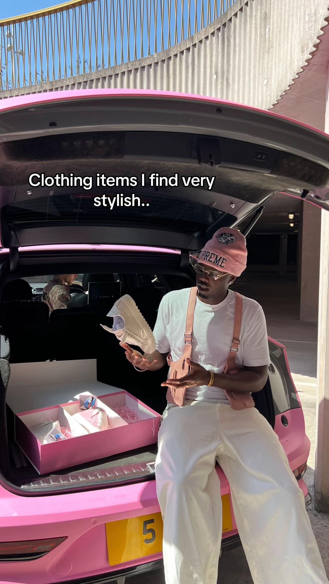 @Adz☄️