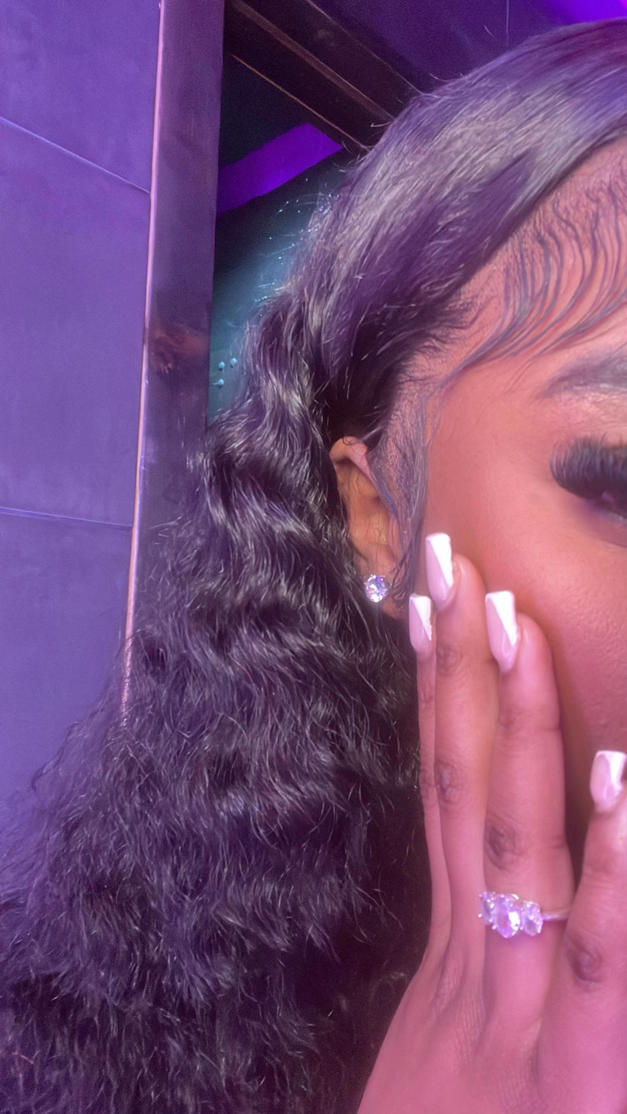@𝐓𝐀𝐍𝐈𝐒𝐇𝐀🖤