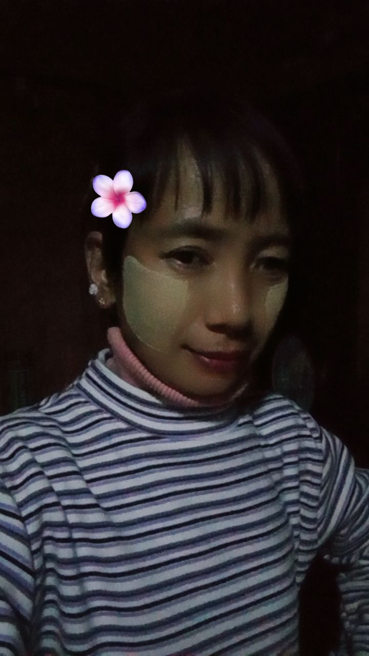 @သဇင်ခိုင်