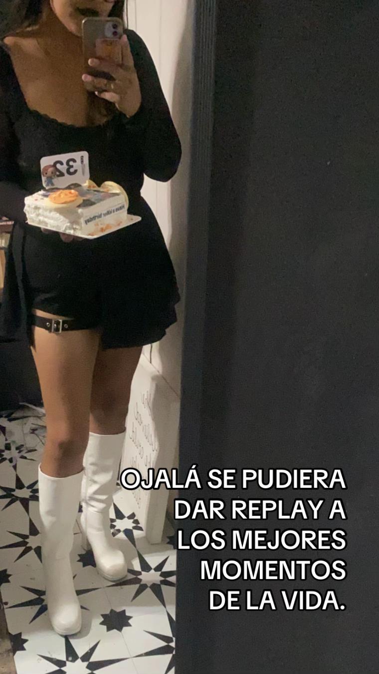 @Is a Genia