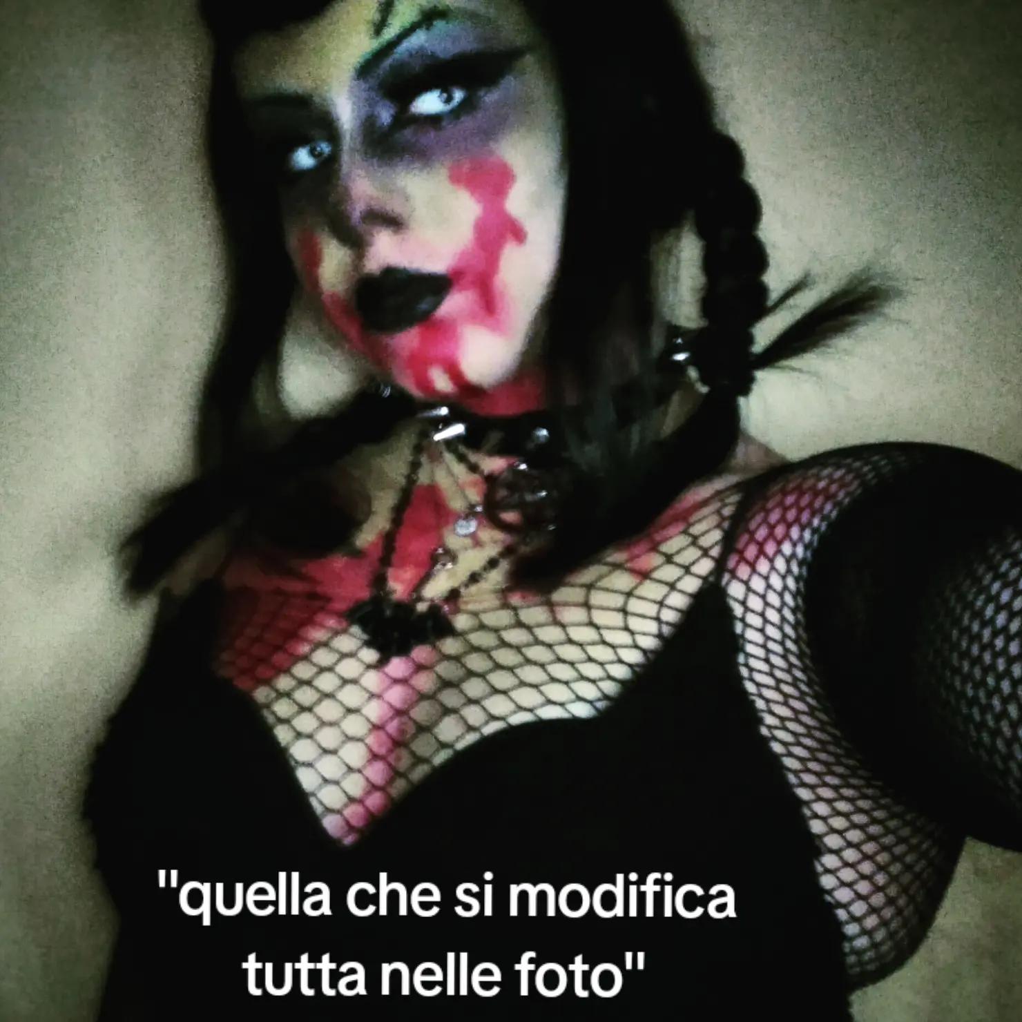@lilly ✟☠︎︎
