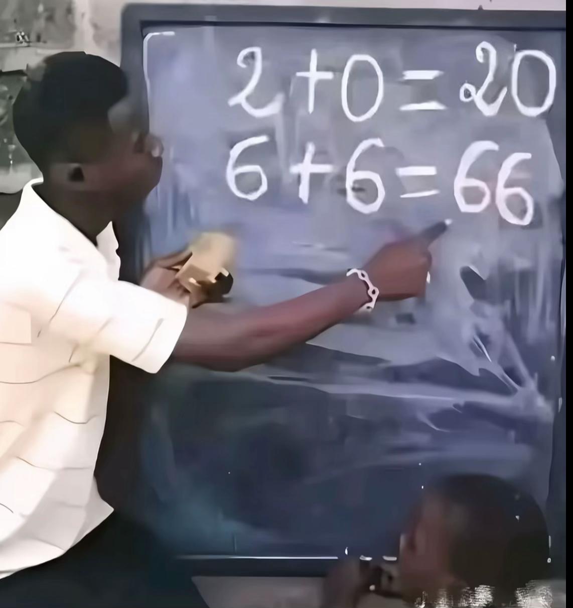 @𝐆𝐮𝐥𝐚𝐦𝐨𝐯𝐯