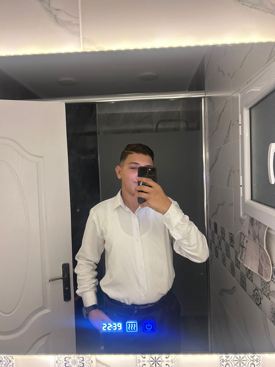 @Lyes.24