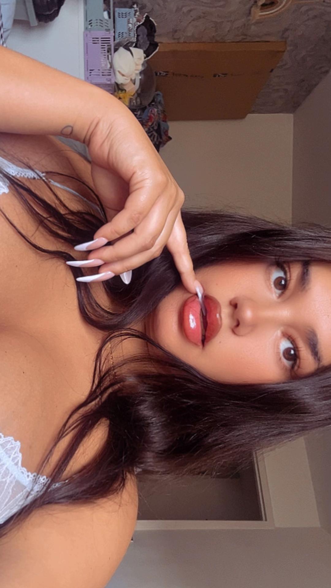 @luanapeach