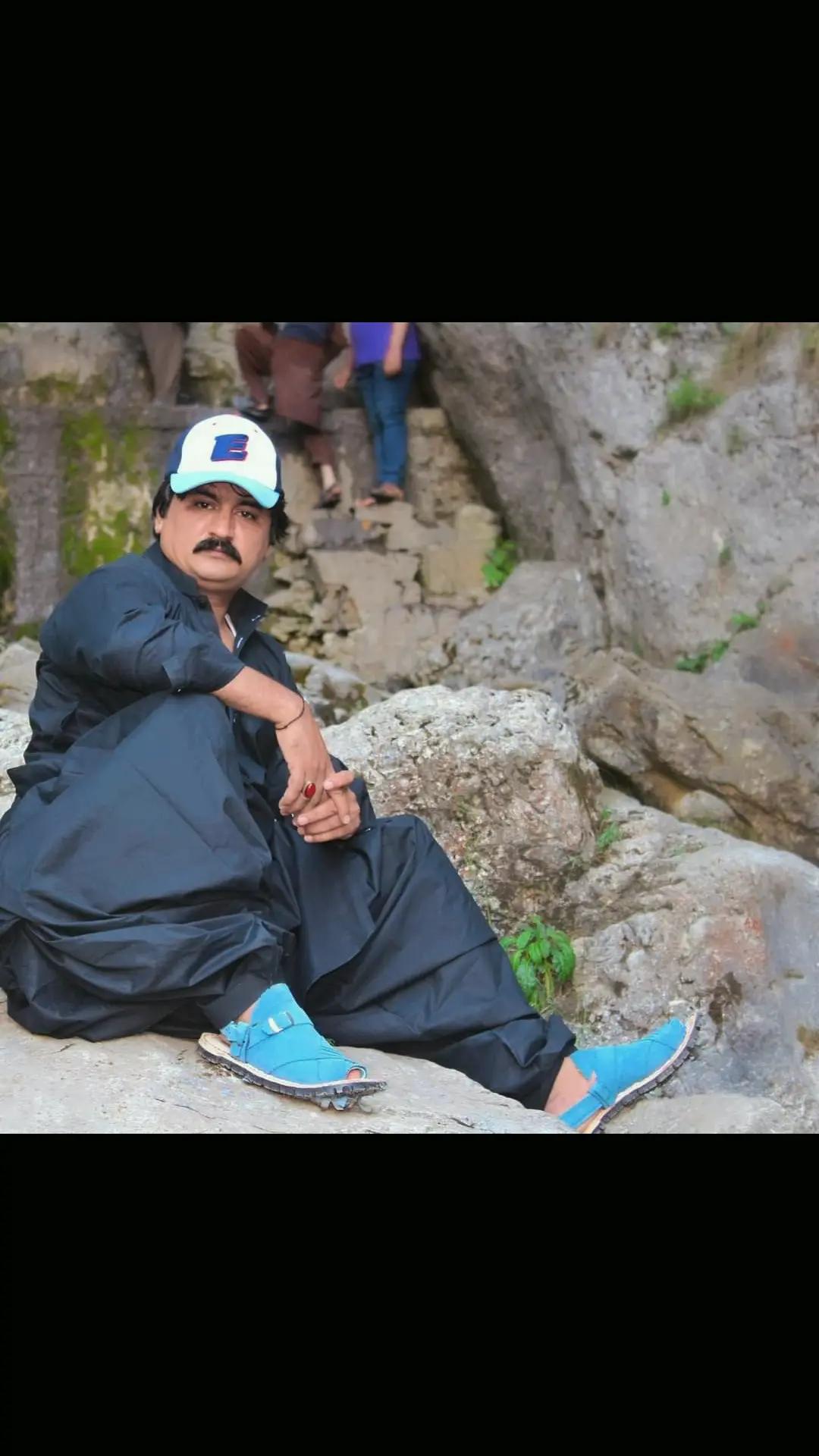 @DM بلوچ