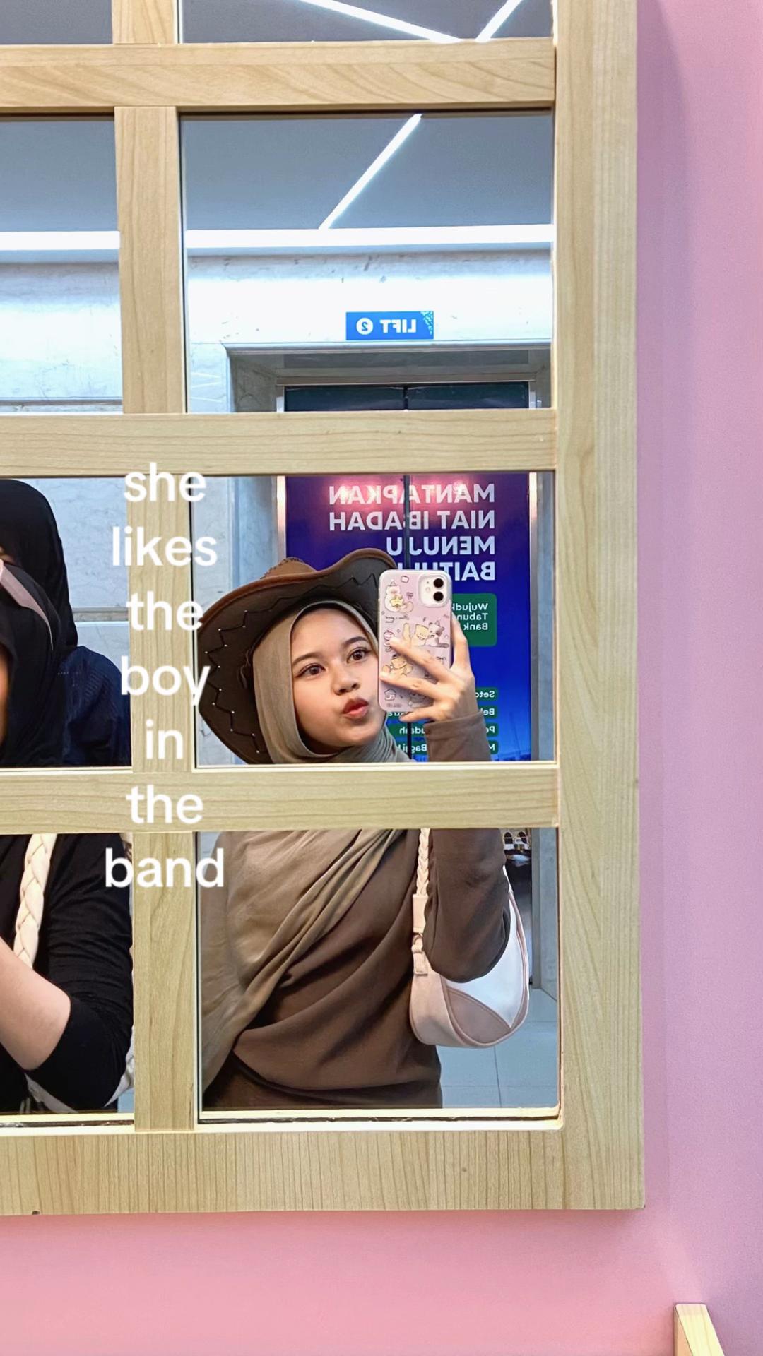 @aya