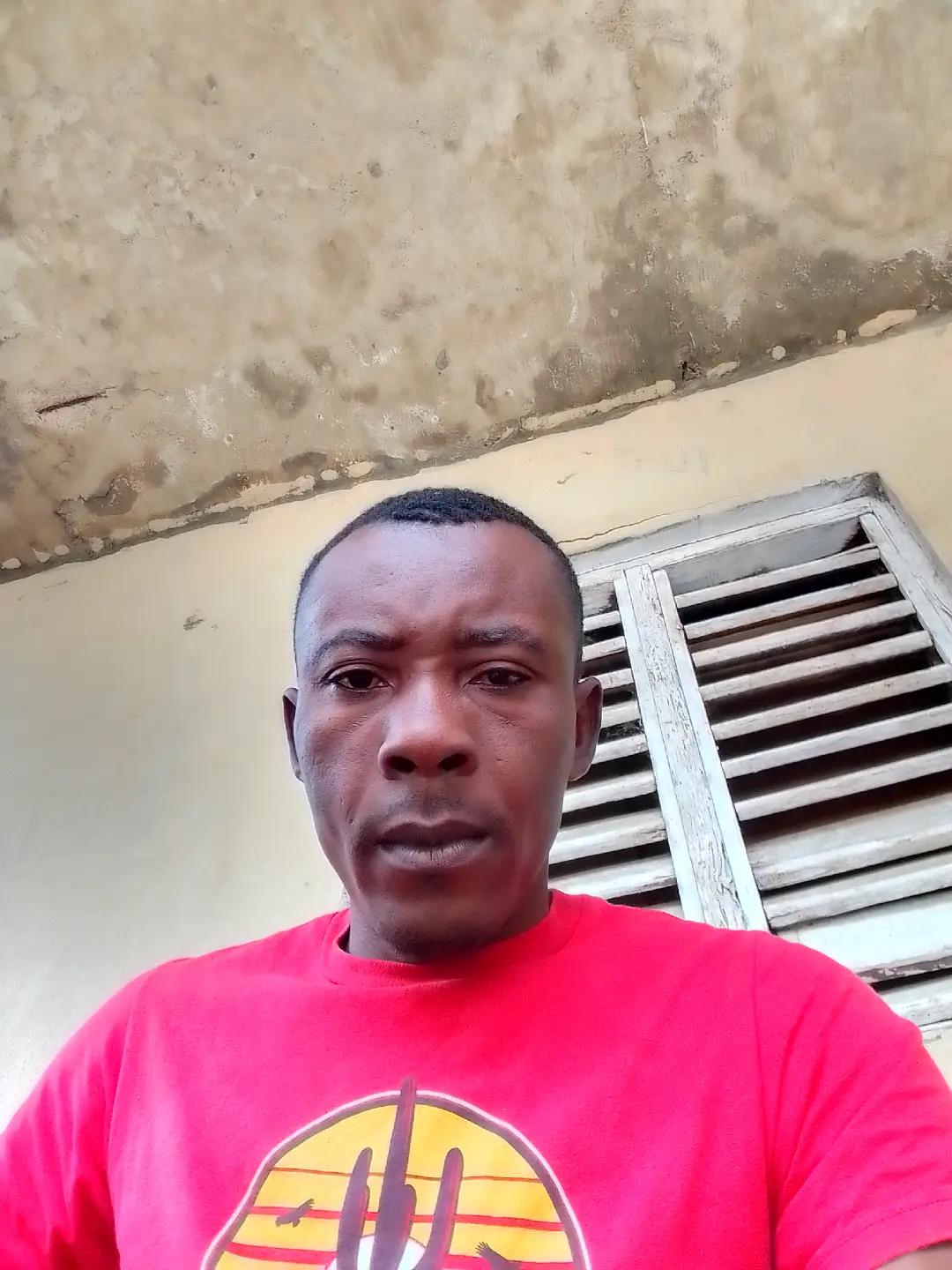 @Mo&iuml;se nalytho