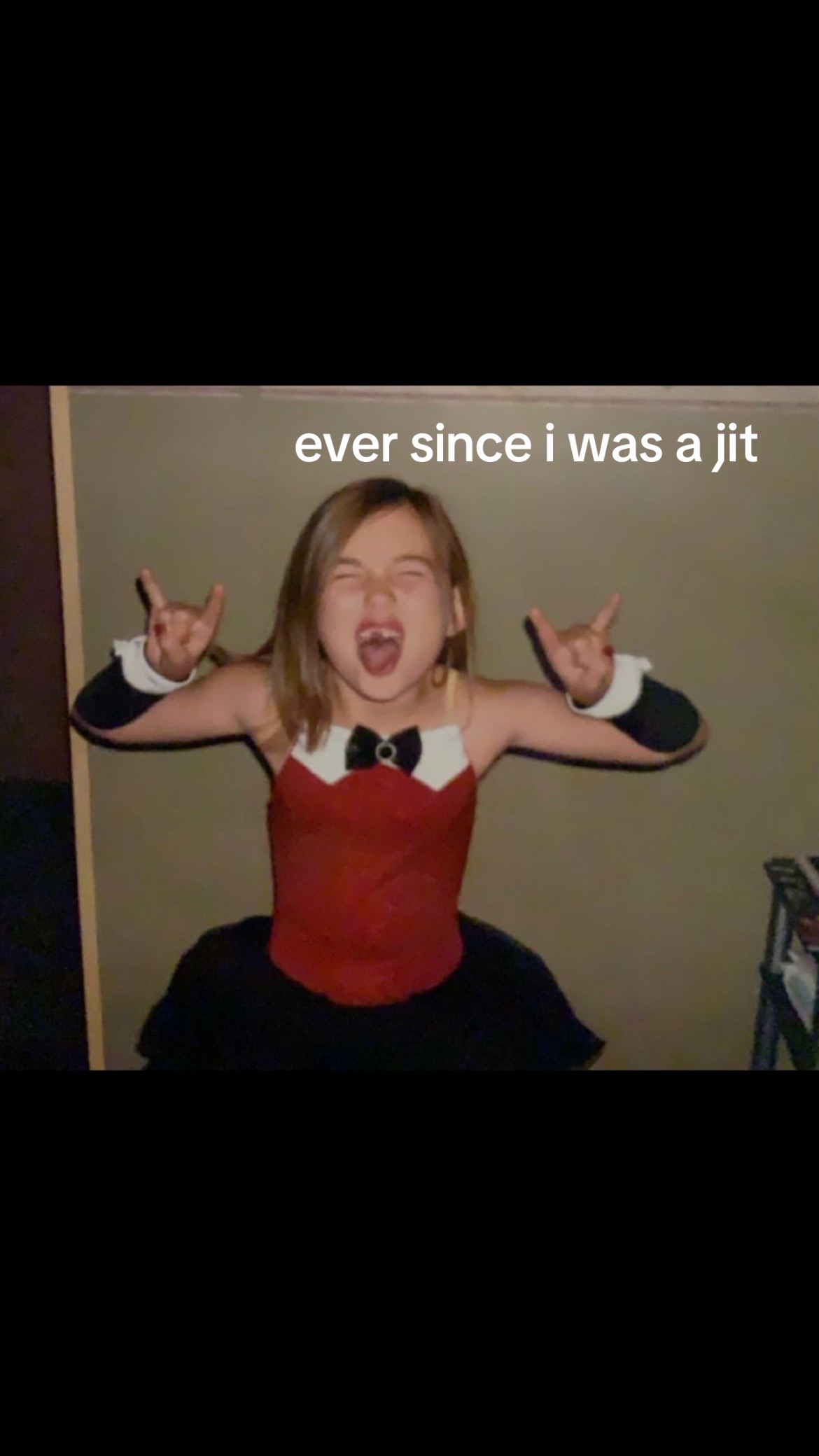 @lily j
