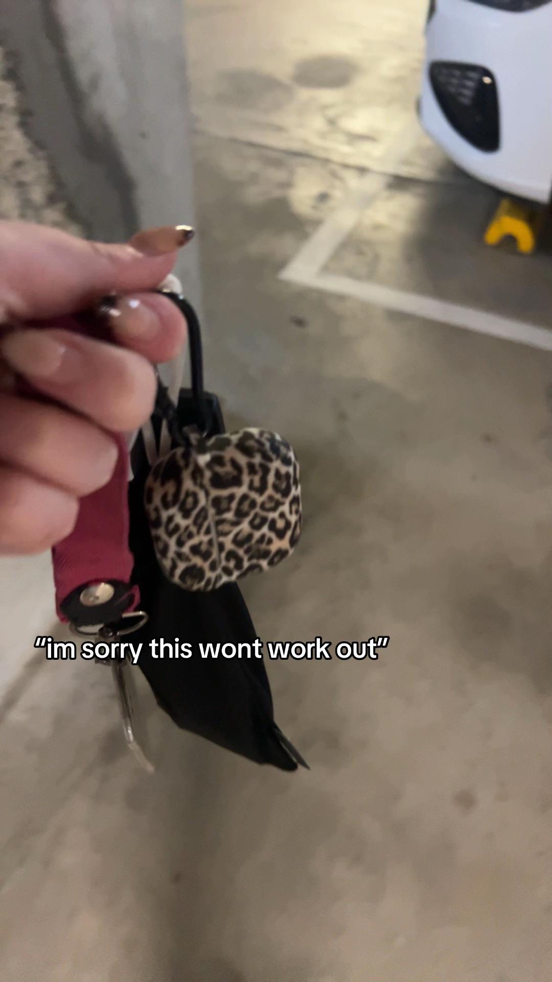 @Mia