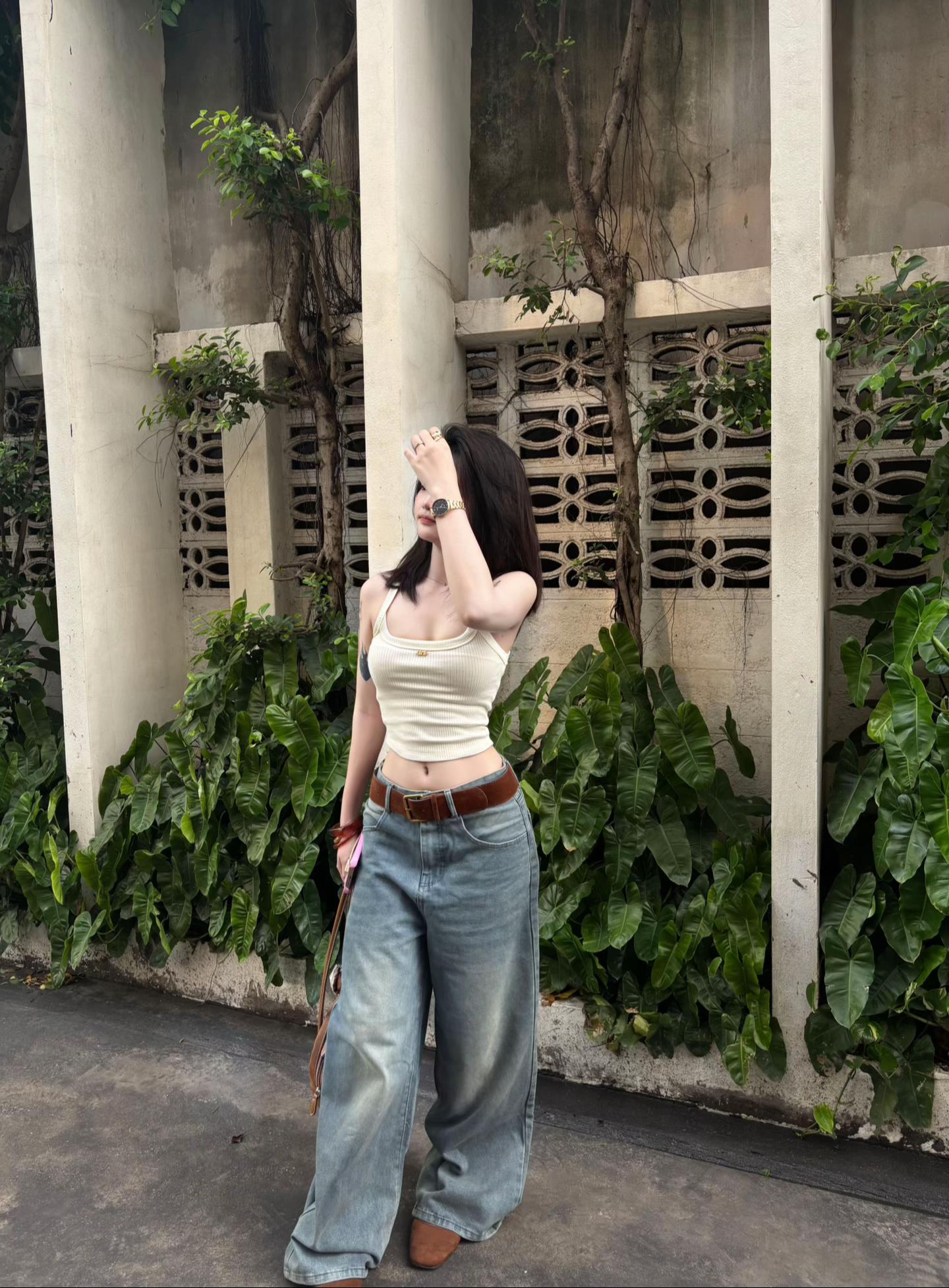 @Apisara