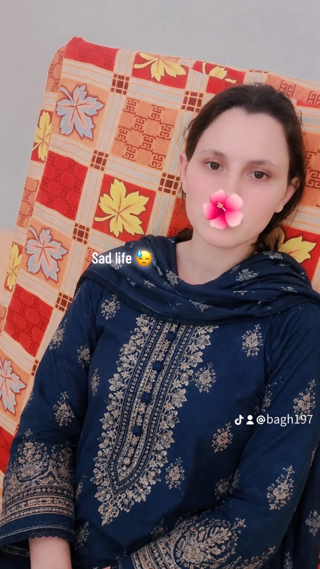 @ℚ𝕦𝕖𝕖𝕟 𝕠𝕗 𝕧𝕚𝕝𝕝𝕒𝕘𝕖