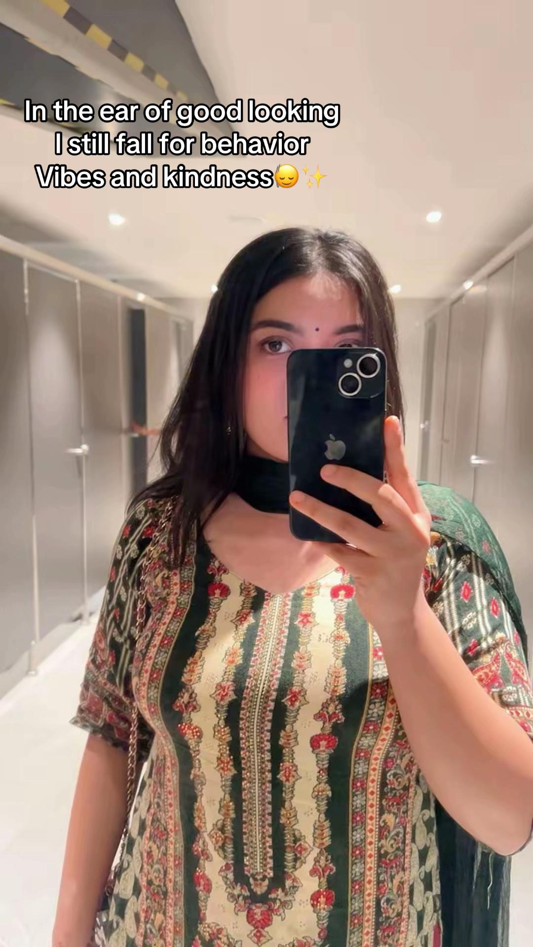 @Sneha Singh 🌻