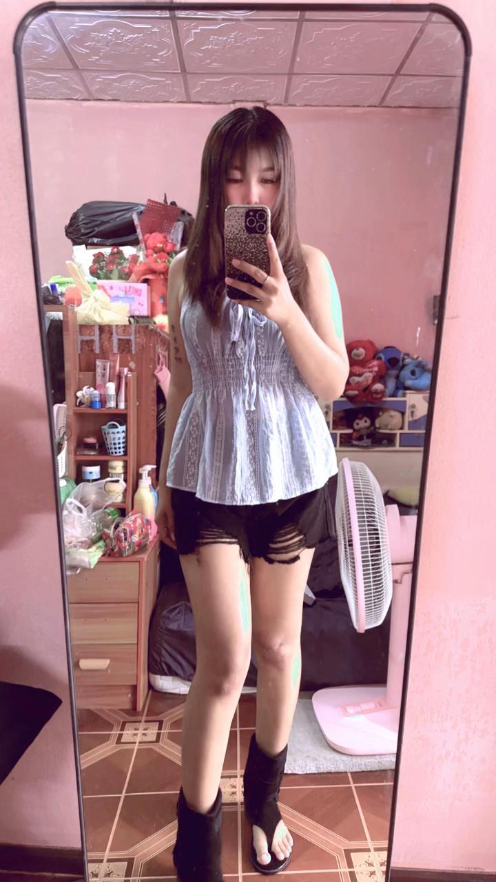 @Chompoo