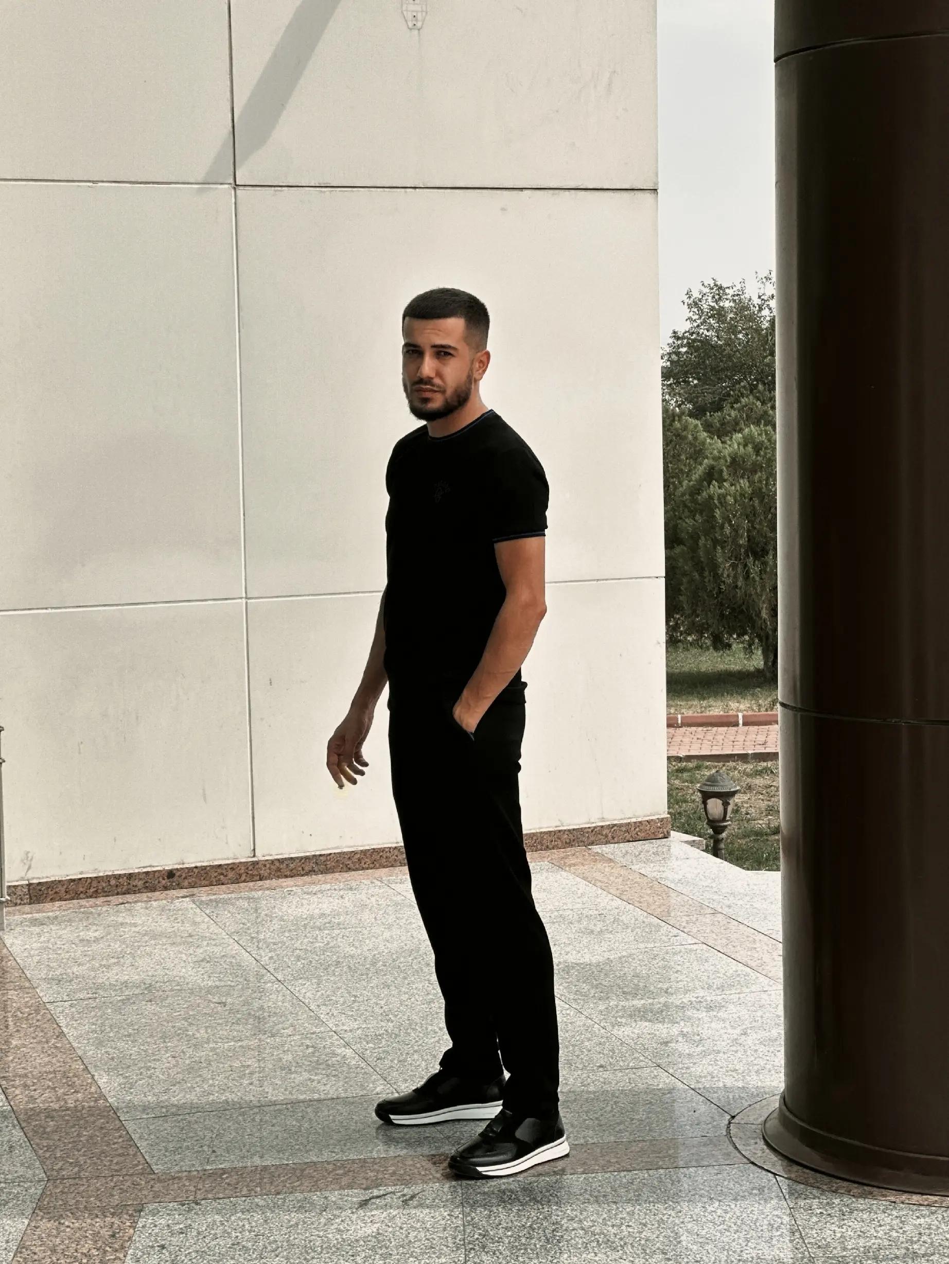 @75 BN 053