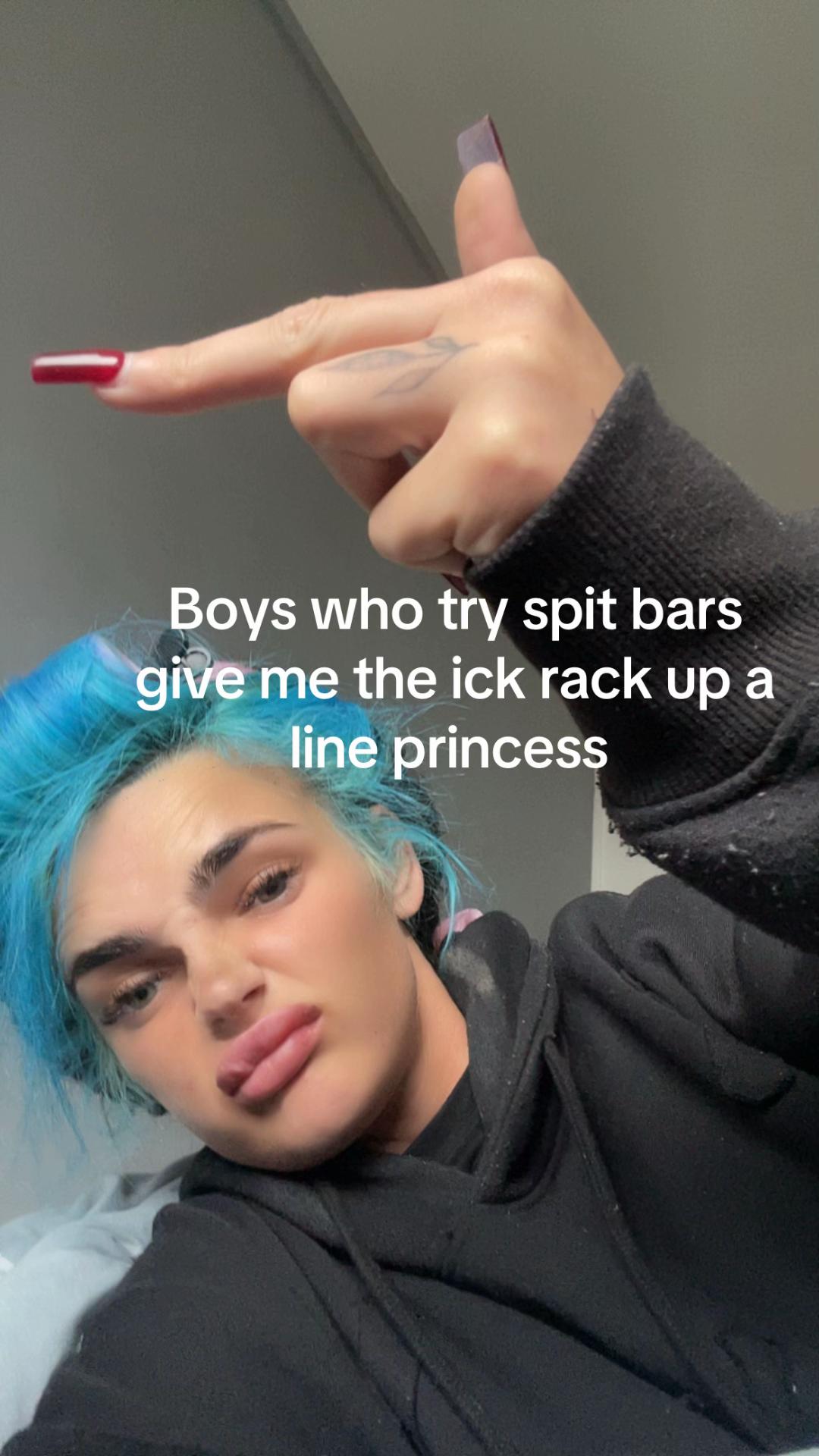 @Bluebakedbaddiex