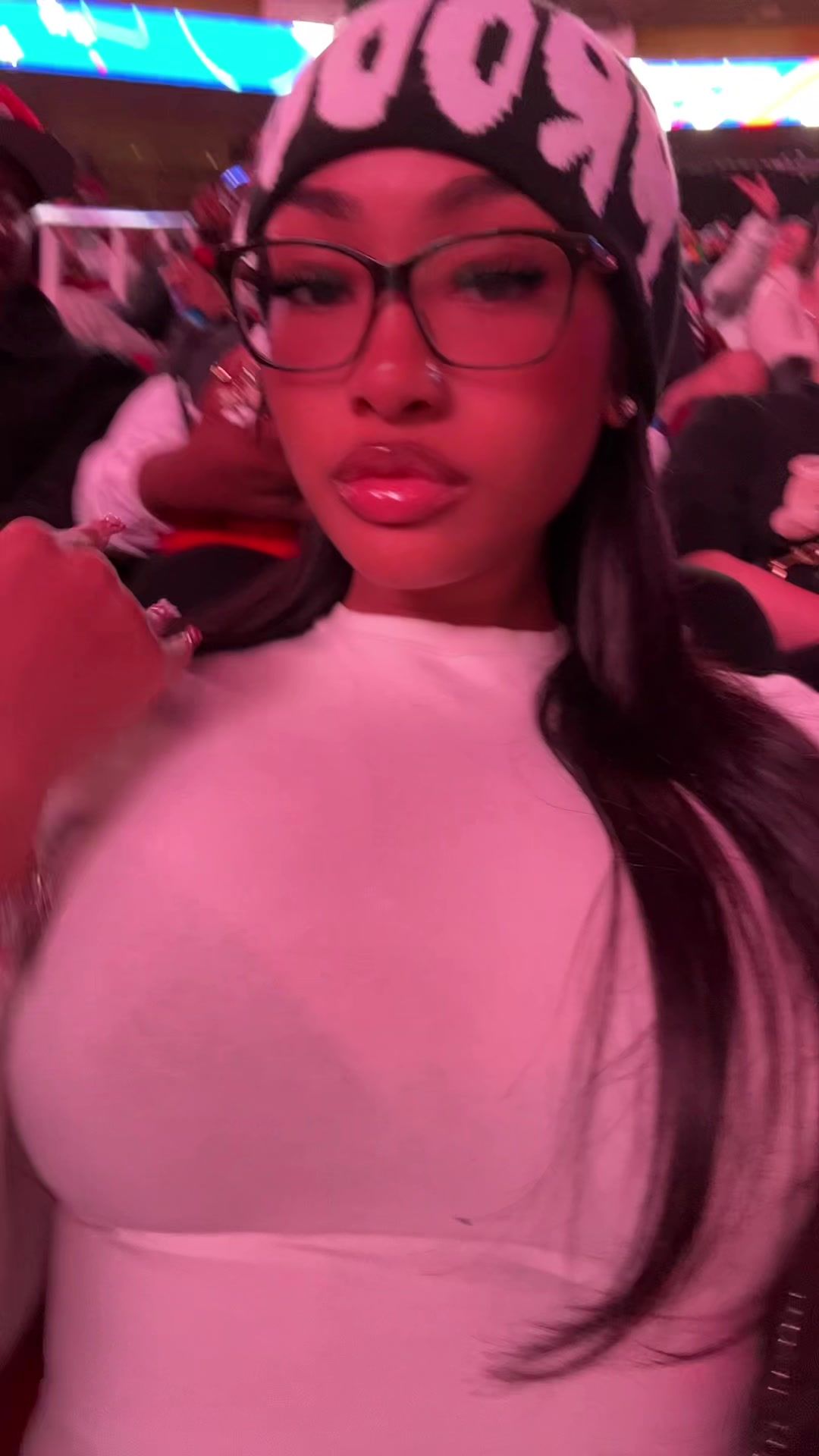 @Brookss
