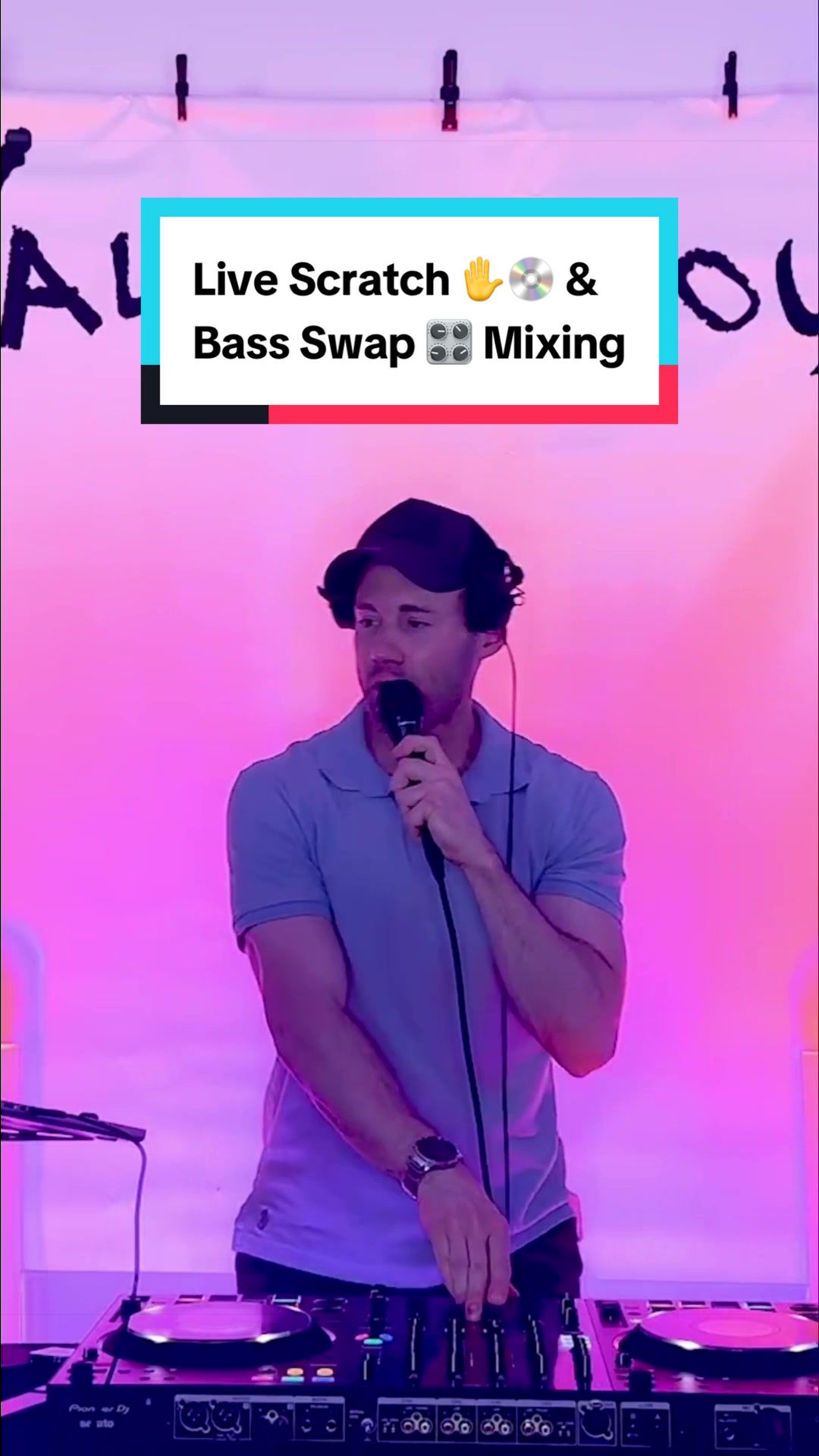 @Valoramous (DJ/Producer)