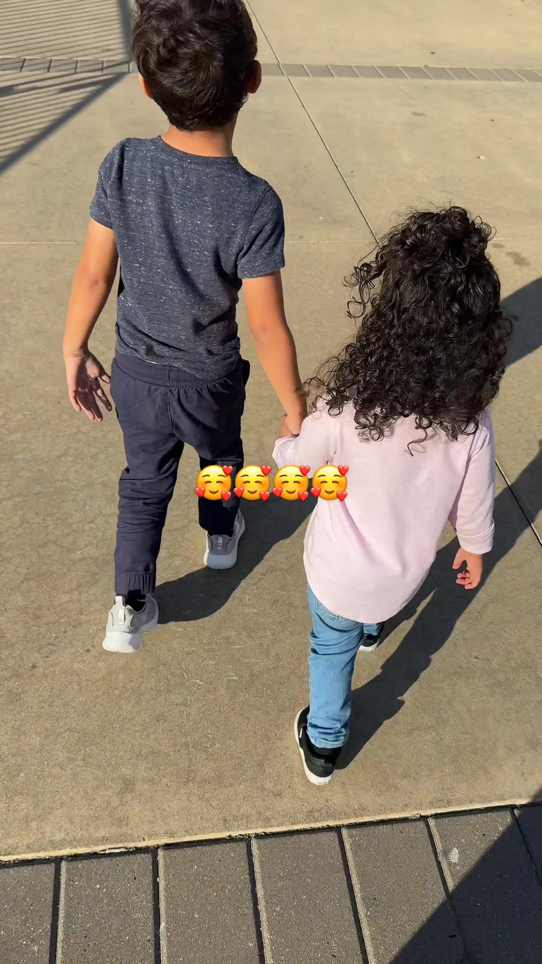 @dariamonaee